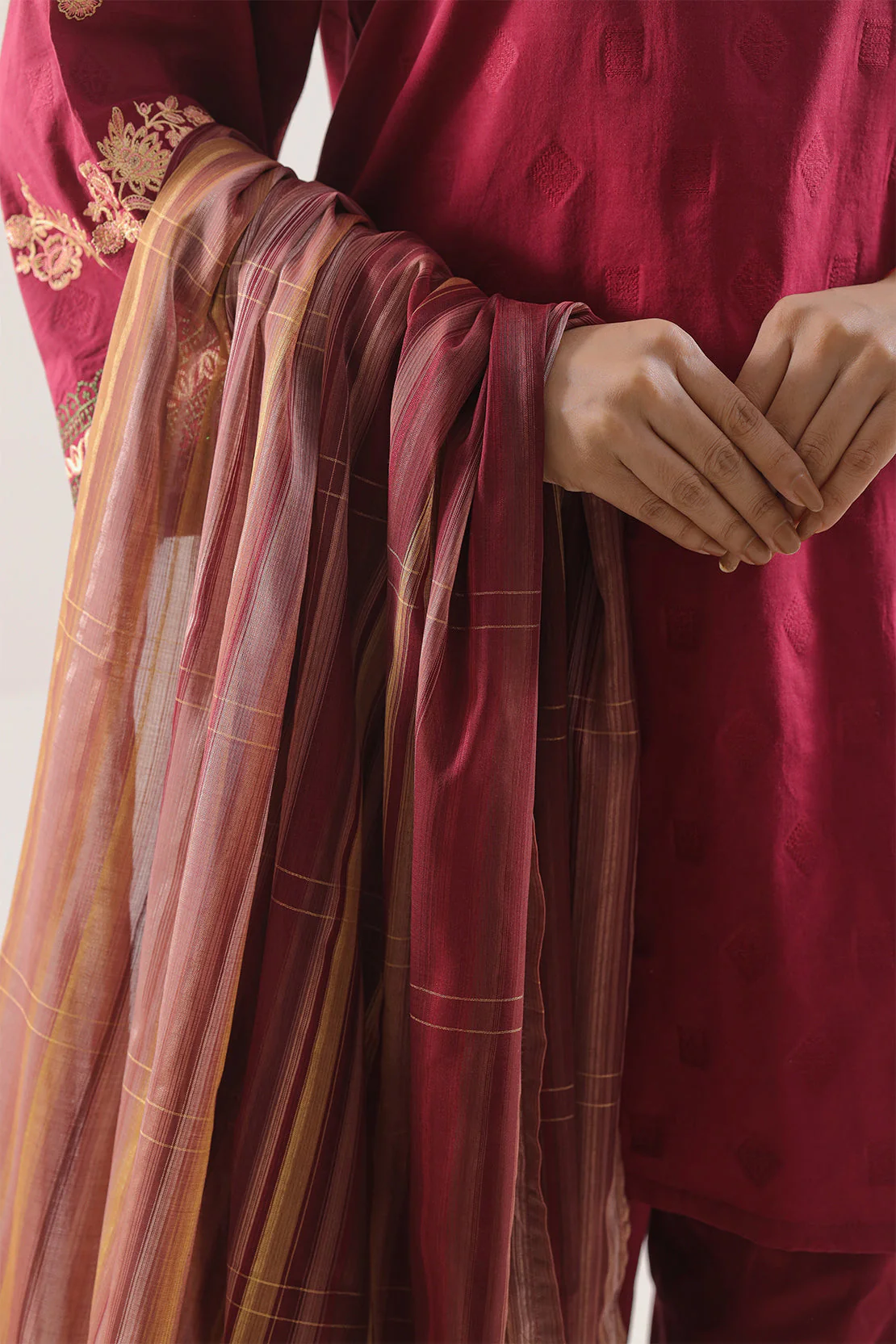 Cotton Jacquard Dupatta - Image 4