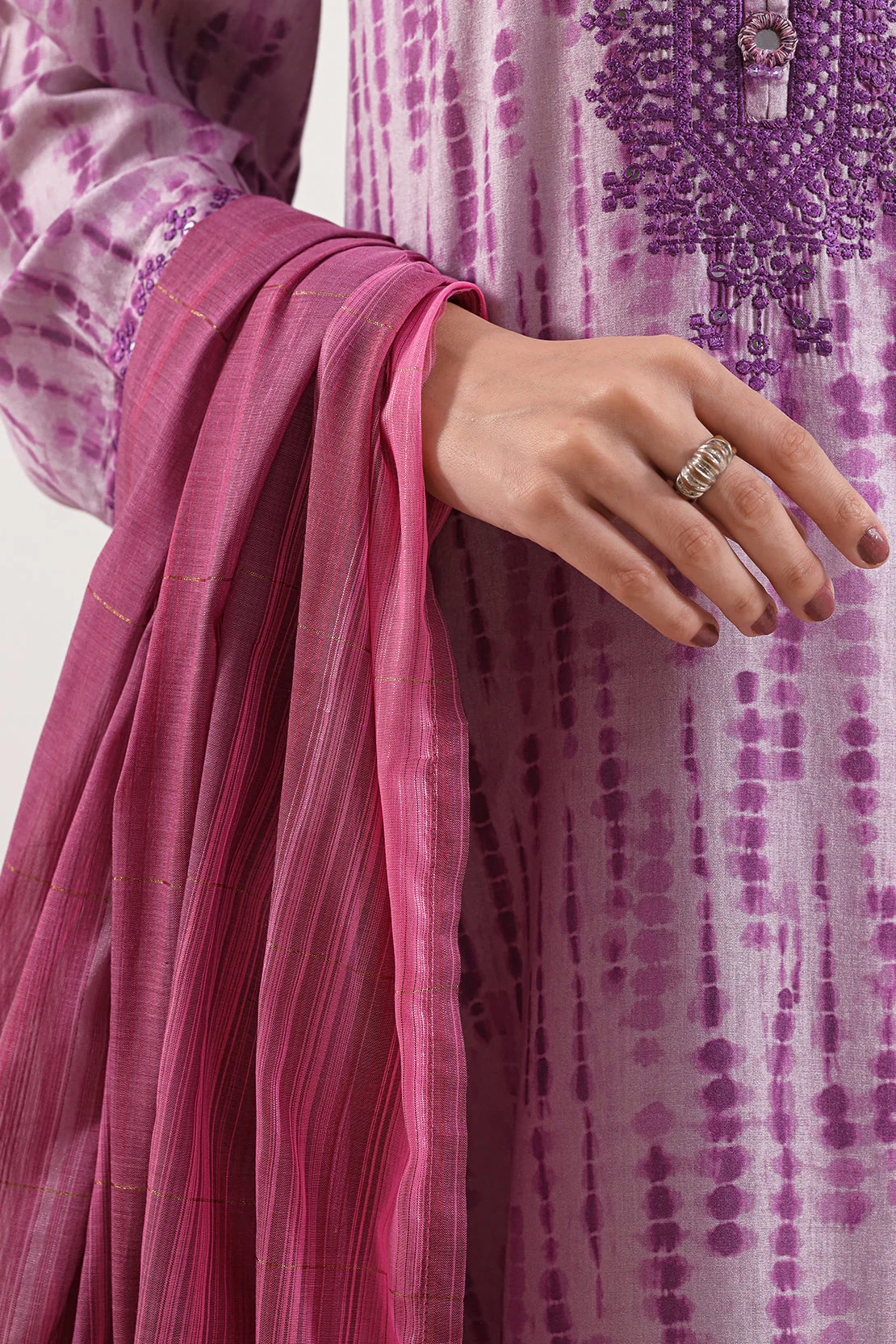 Cotton Jacquard Dupatta - Image 3