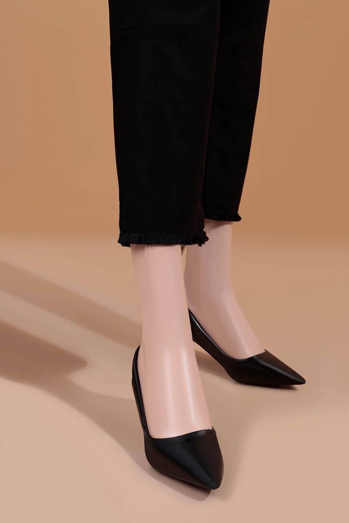 Embroidered Cotton Jacquard Pant - Image 2