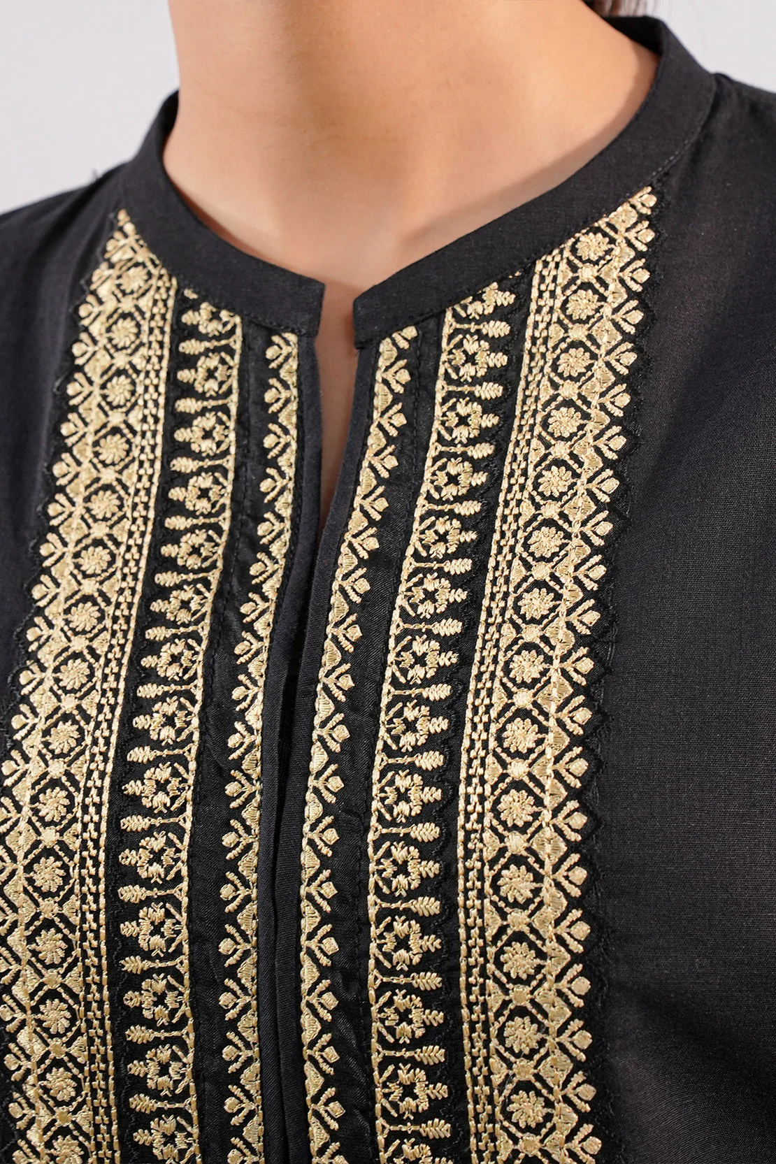 Embroidered Cotton Jacquard Stitched 2 Piece - Image 7