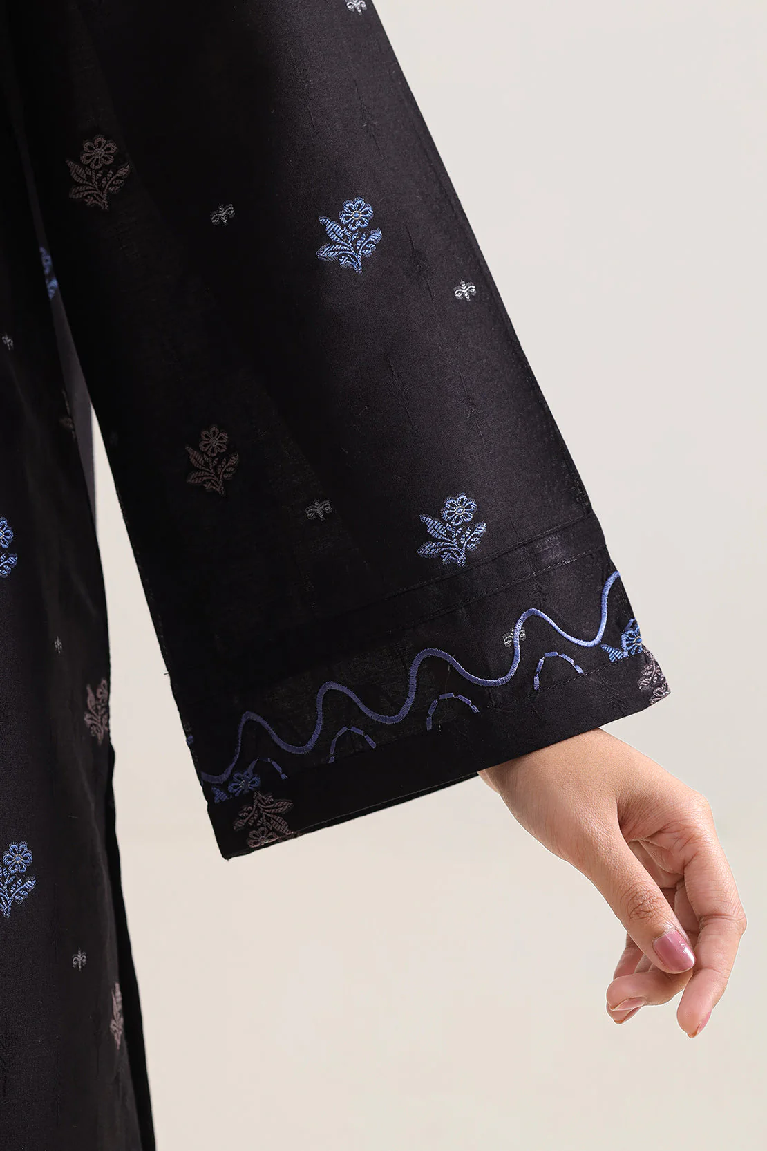 Embroidered Cotton Jacquard Stitched 2 Piece (Shirt/Trouser) - Image 5
