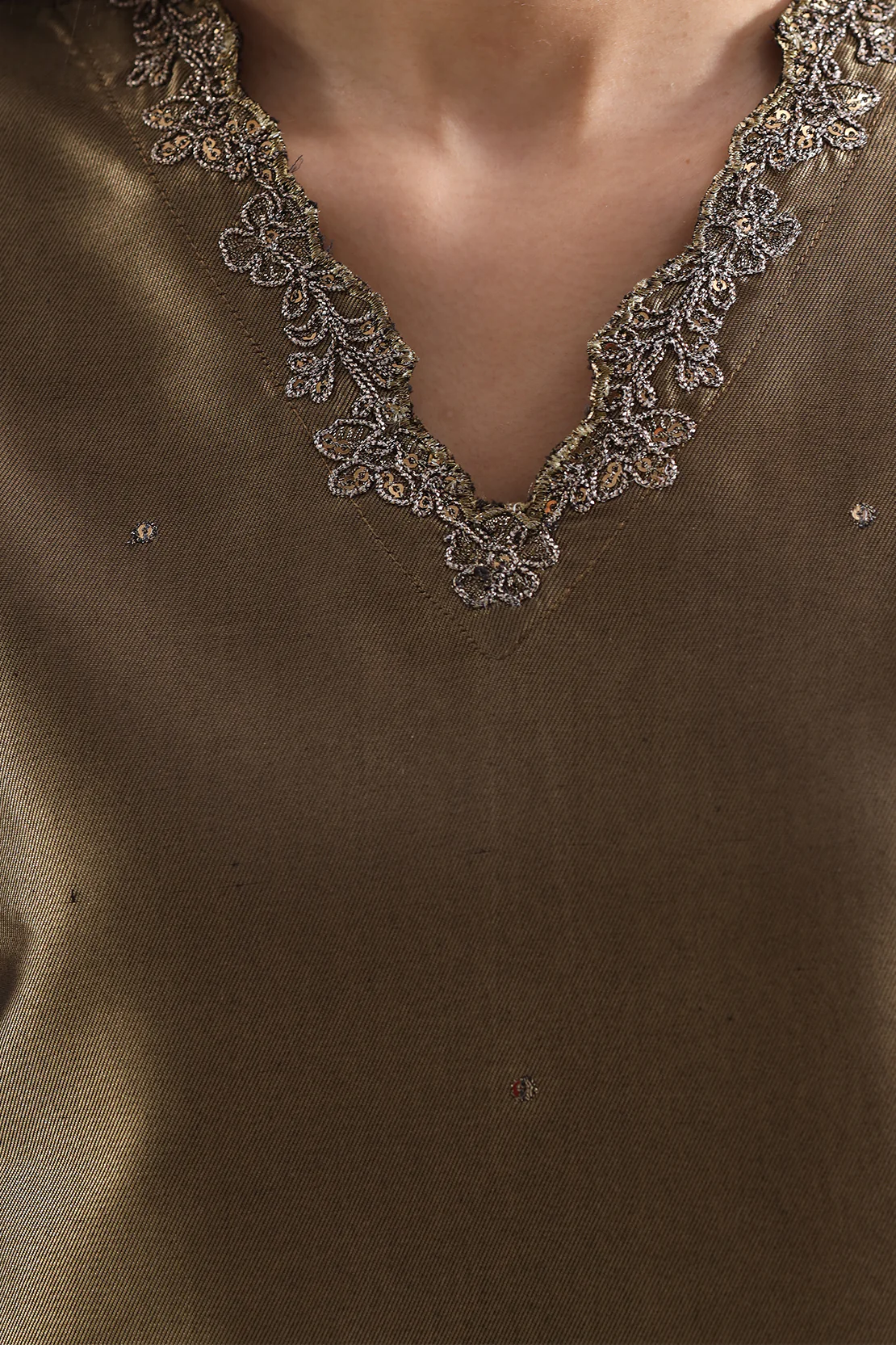 Embroidered Cotton Jacquard Stitched 2 Piece (Shirt/Trouser) - Image 5