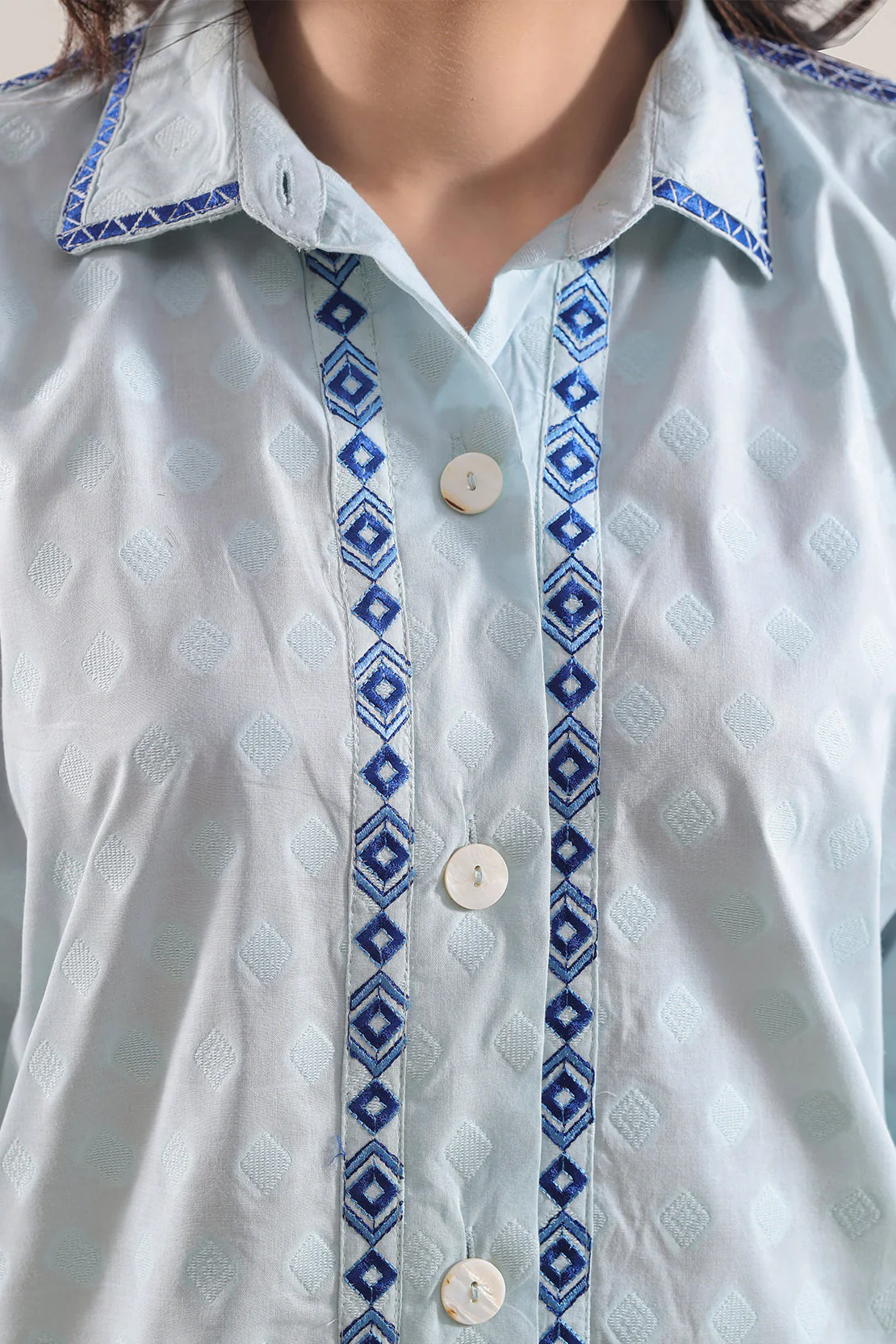 Embroidered Cotton Jacquard Stitched 2 Piece (Shirt/Trouser) - Image 4