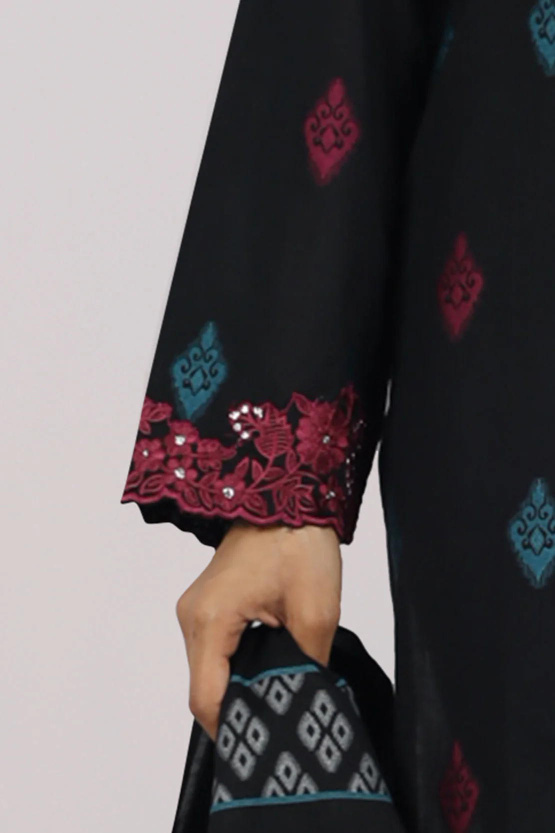 Embroidered Cotton Jacquard Stitched 3 Piece - Image 5