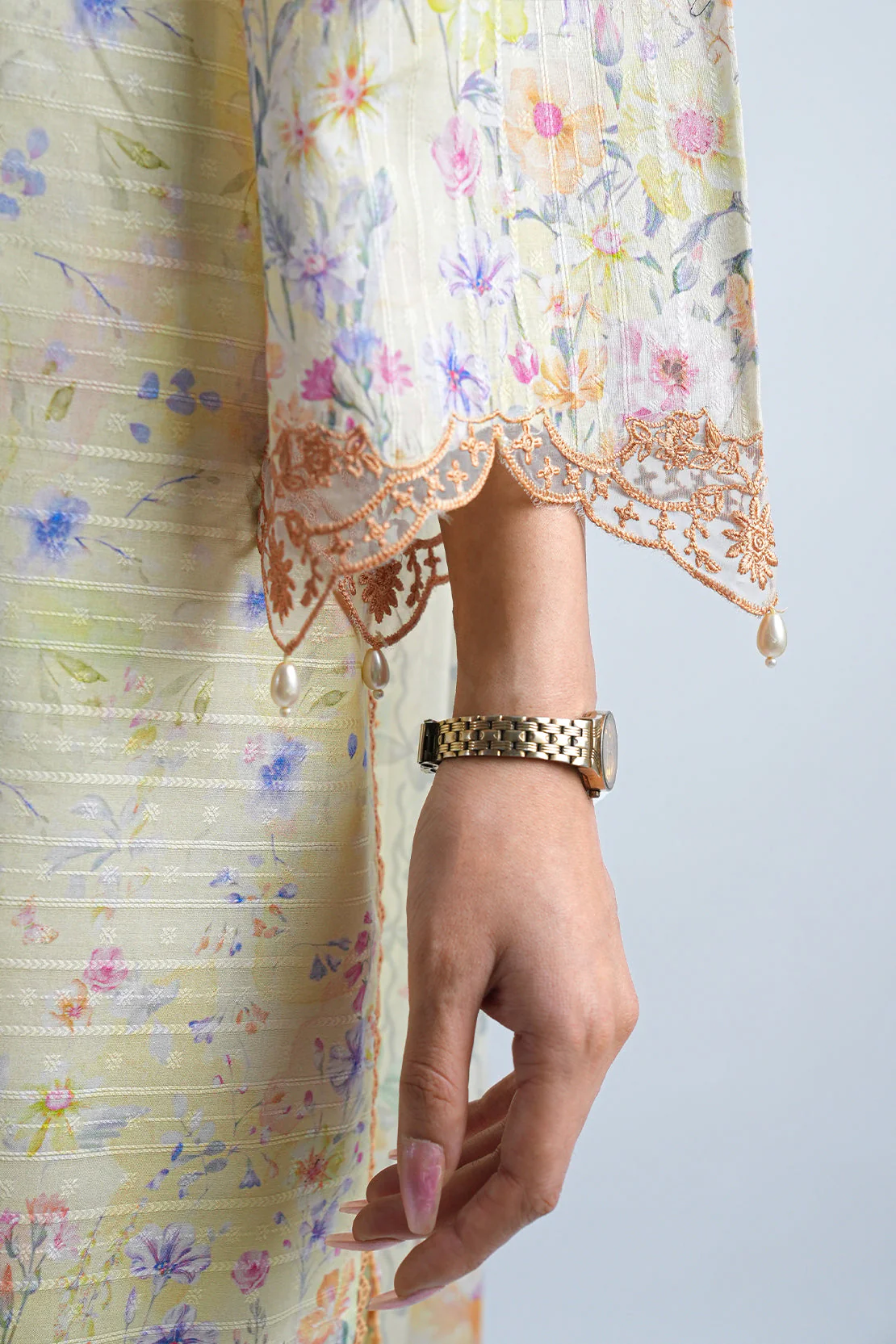 Embroidered Cotton Jacquard Stitched 3 Piece (Chiffon Dupatta) - Image 7