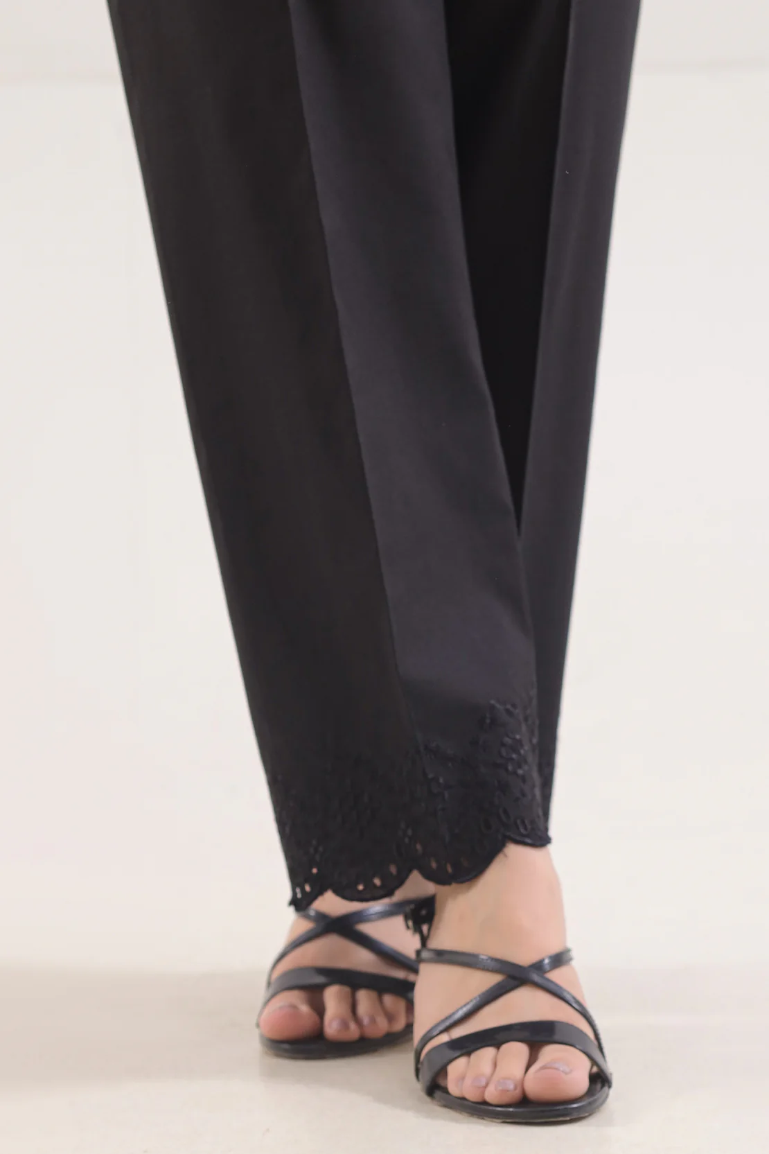 Embroidered Cotton Pant