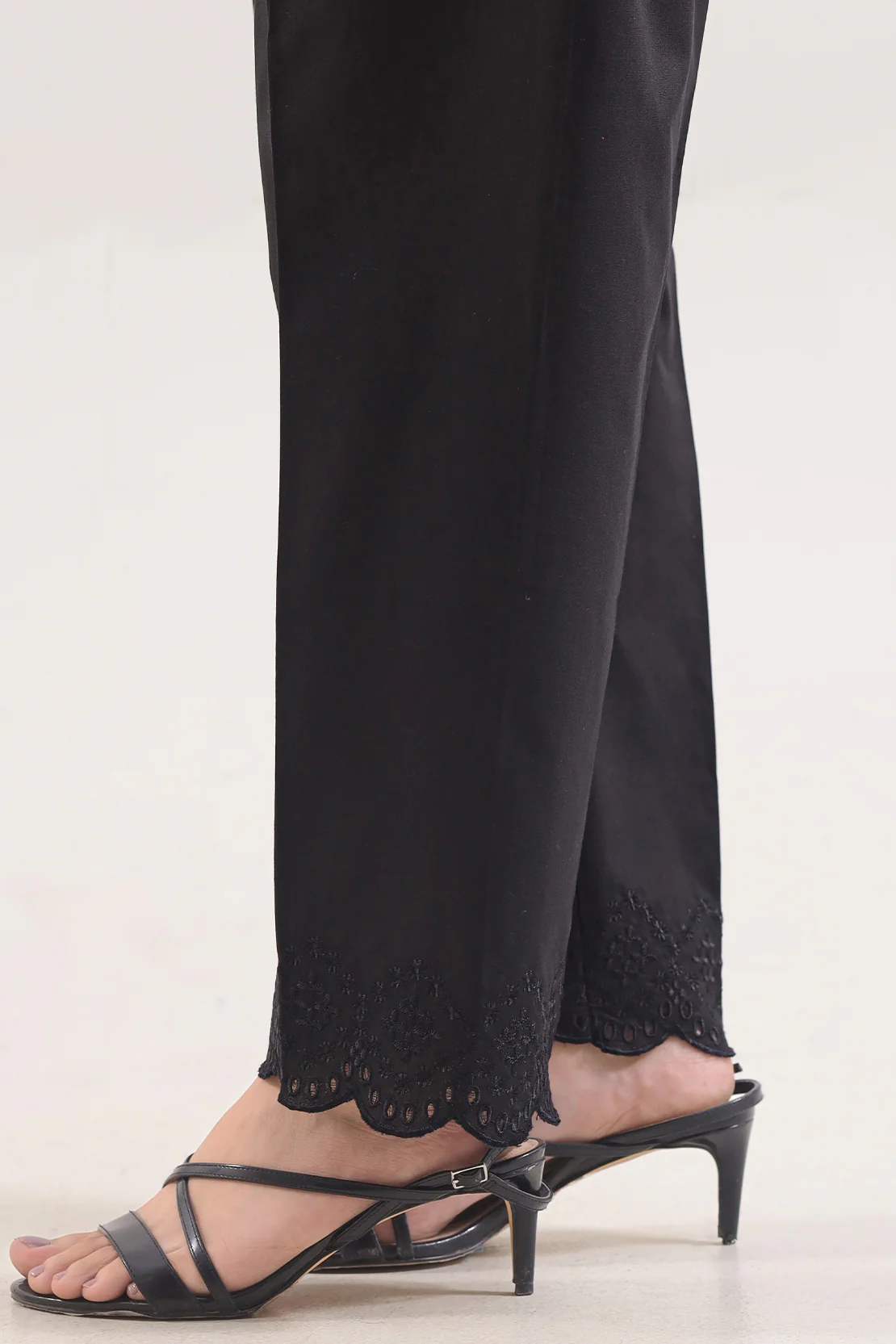 Embroidered Cotton Pant - Image 2