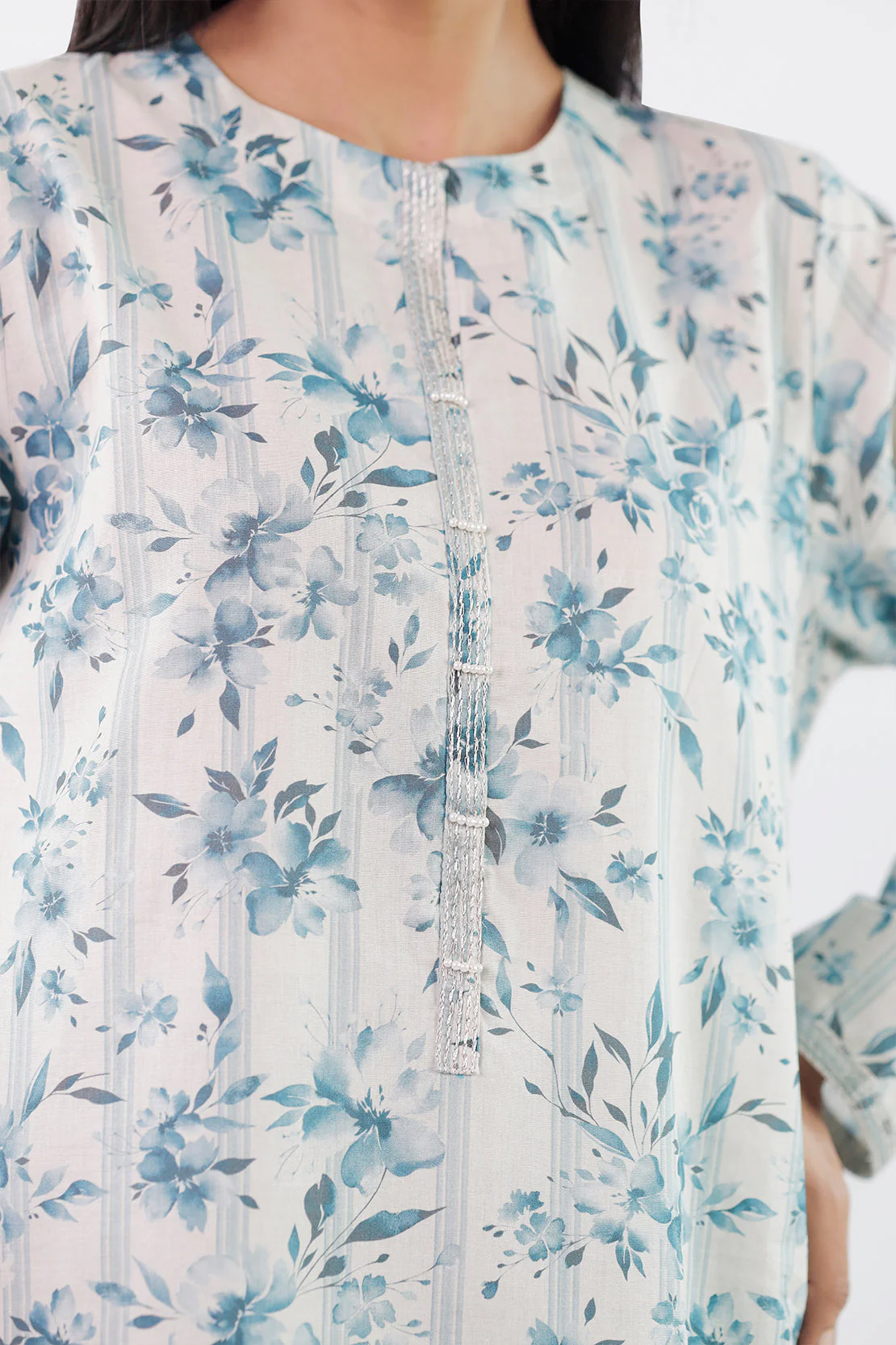 Embroidered Lawn Stitched 2 Piece (Shirt/Dupatta) - Image 5