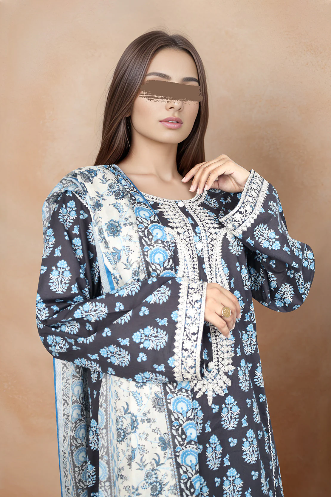 Embroidered Lawn Stitched/Unstitched 3 Piece - Image 4