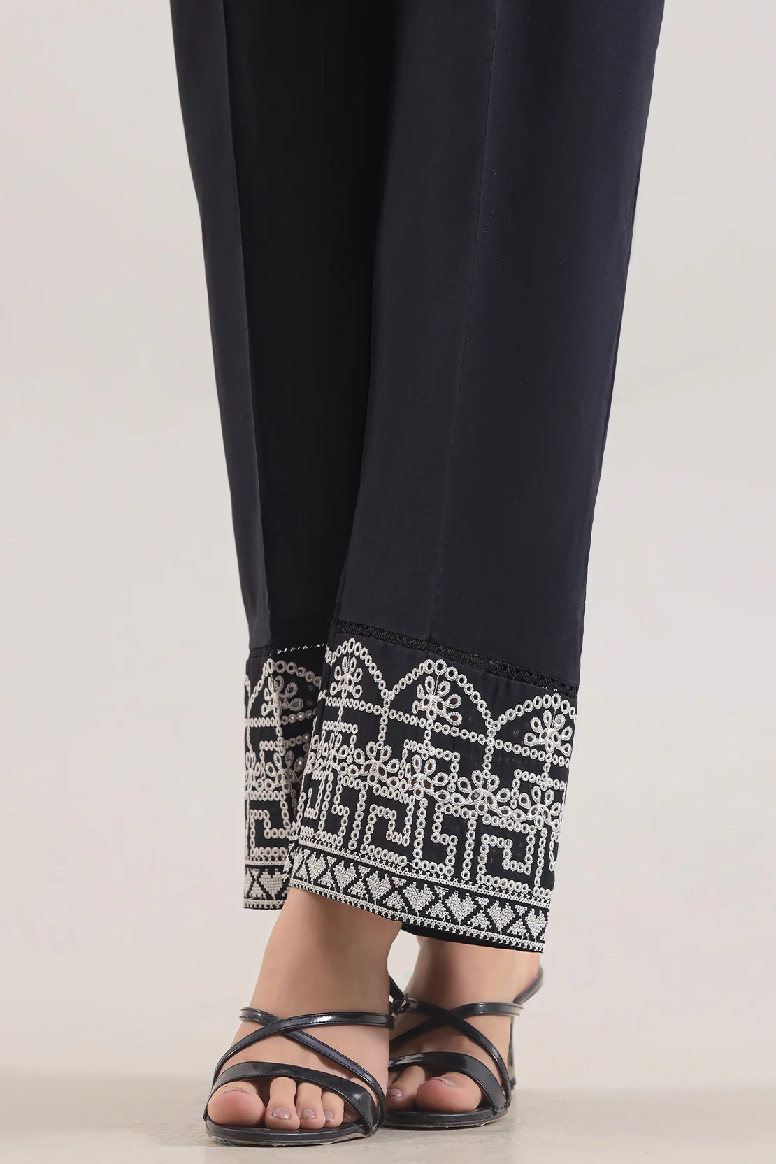 Embroidery Cambric Pant