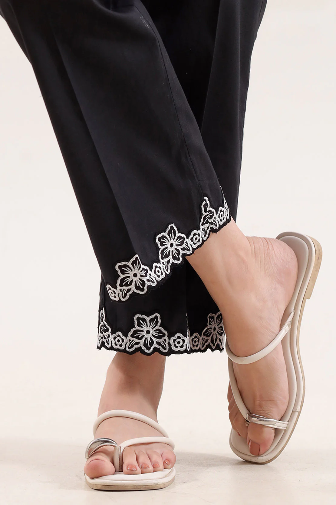 Embroidery Cambric Pant - Image 3