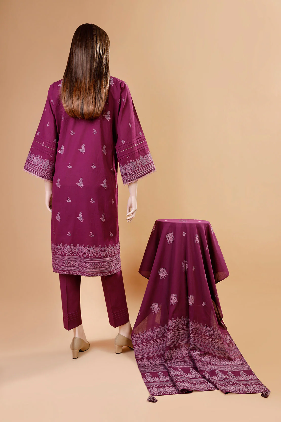 Unstitched Jacquard Cotton 2 Piece (Shirt/Dupatta) - Image 2