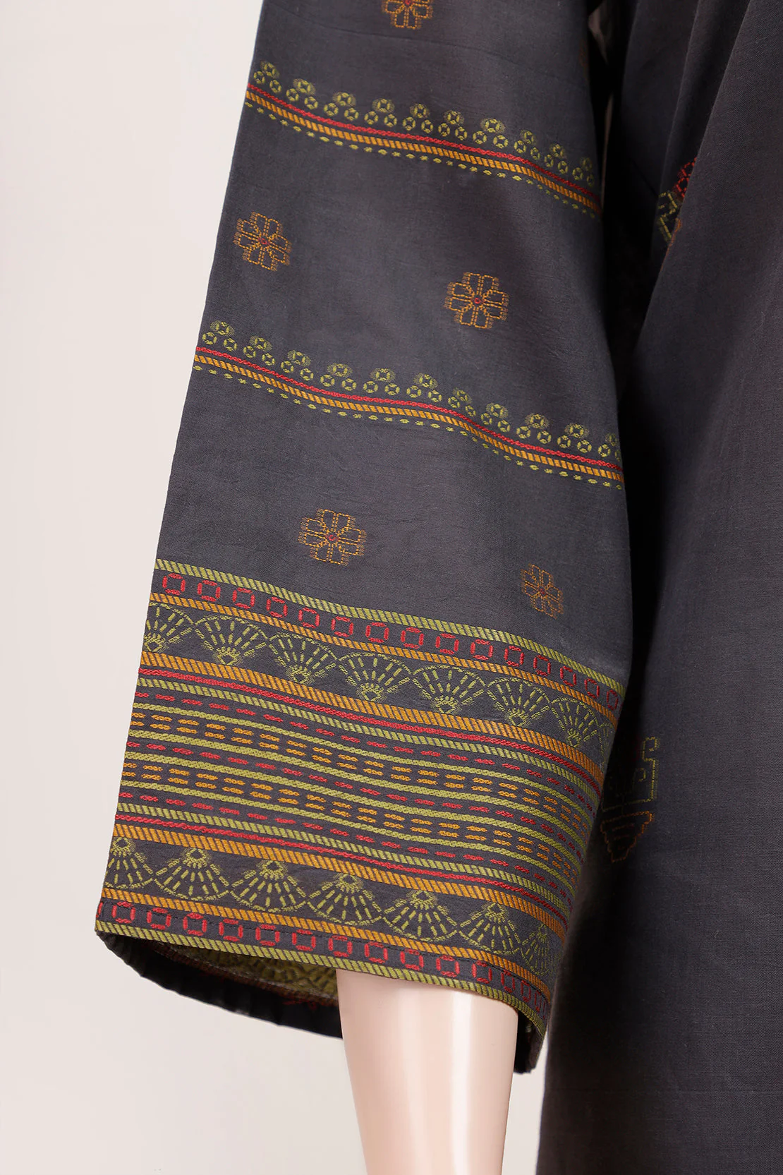 Unstitched Jacquard Cotton 3 Piece - Image 4