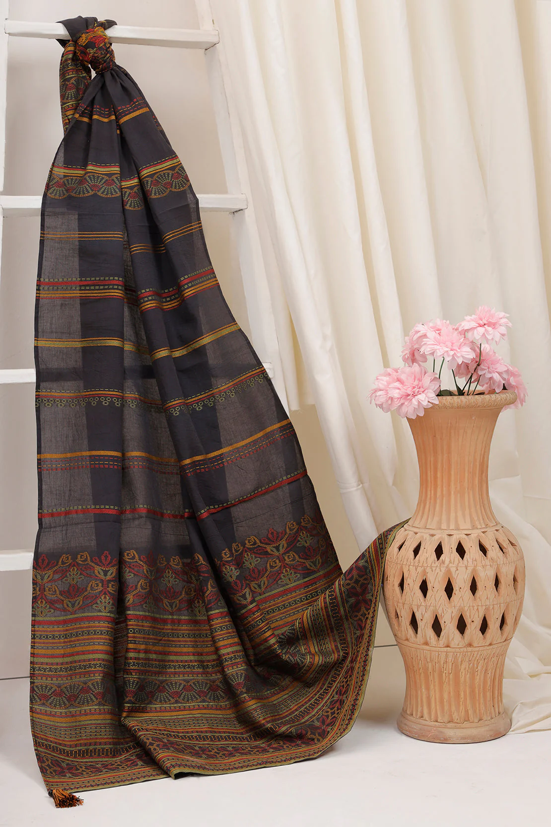 Unstitched Jacquard Cotton 3 Piece - Image 5