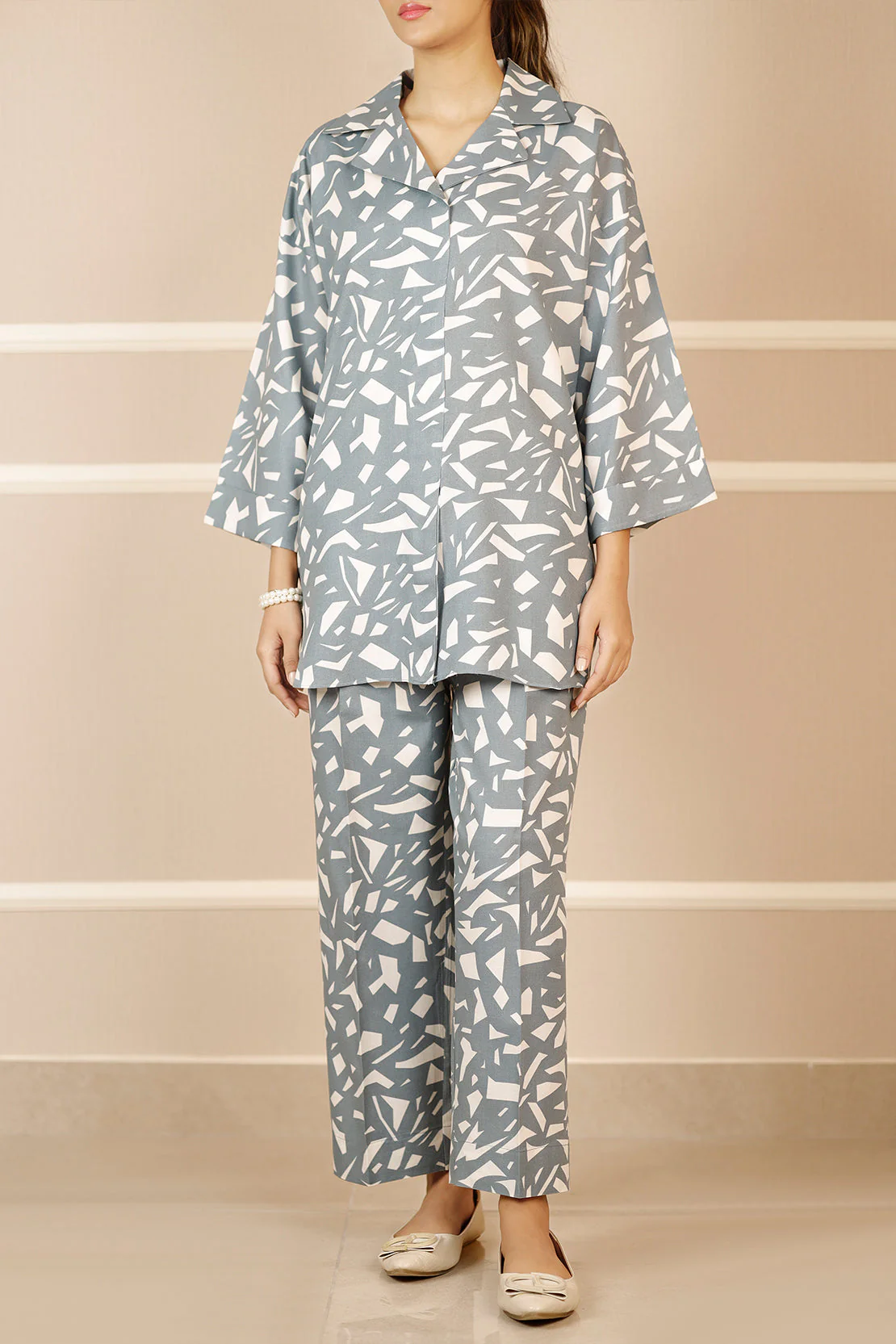 Jacquard Viscose Stitched 2 Piece (Shirt/Trouser) - Image 2