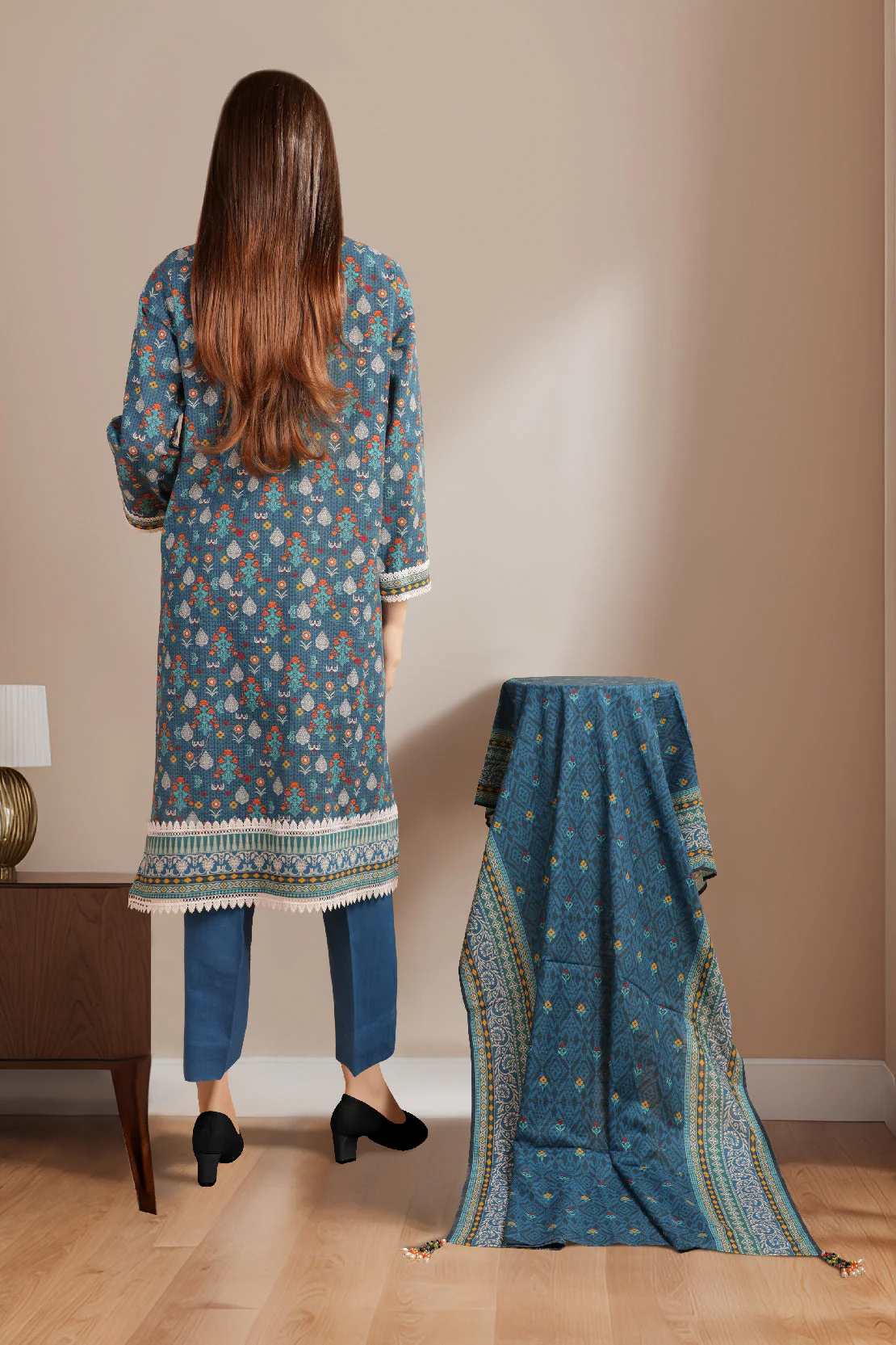 Luxury Khaddar Dupatta - Image 2