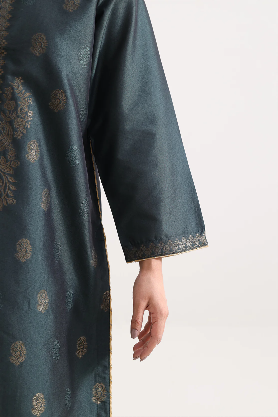 Luxury Pret Cotton Jacquard Stitched 3 Piece - Image 4