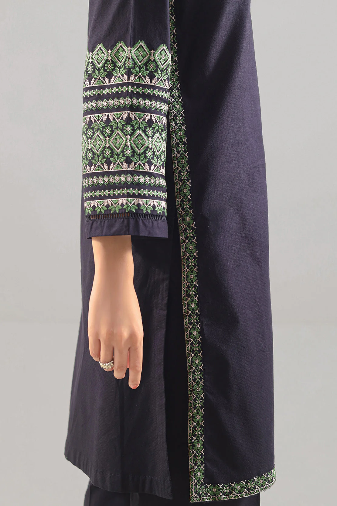 Luxury Pret Embroidered Cotton Jacquard Stitched 3 Piece - Image 4