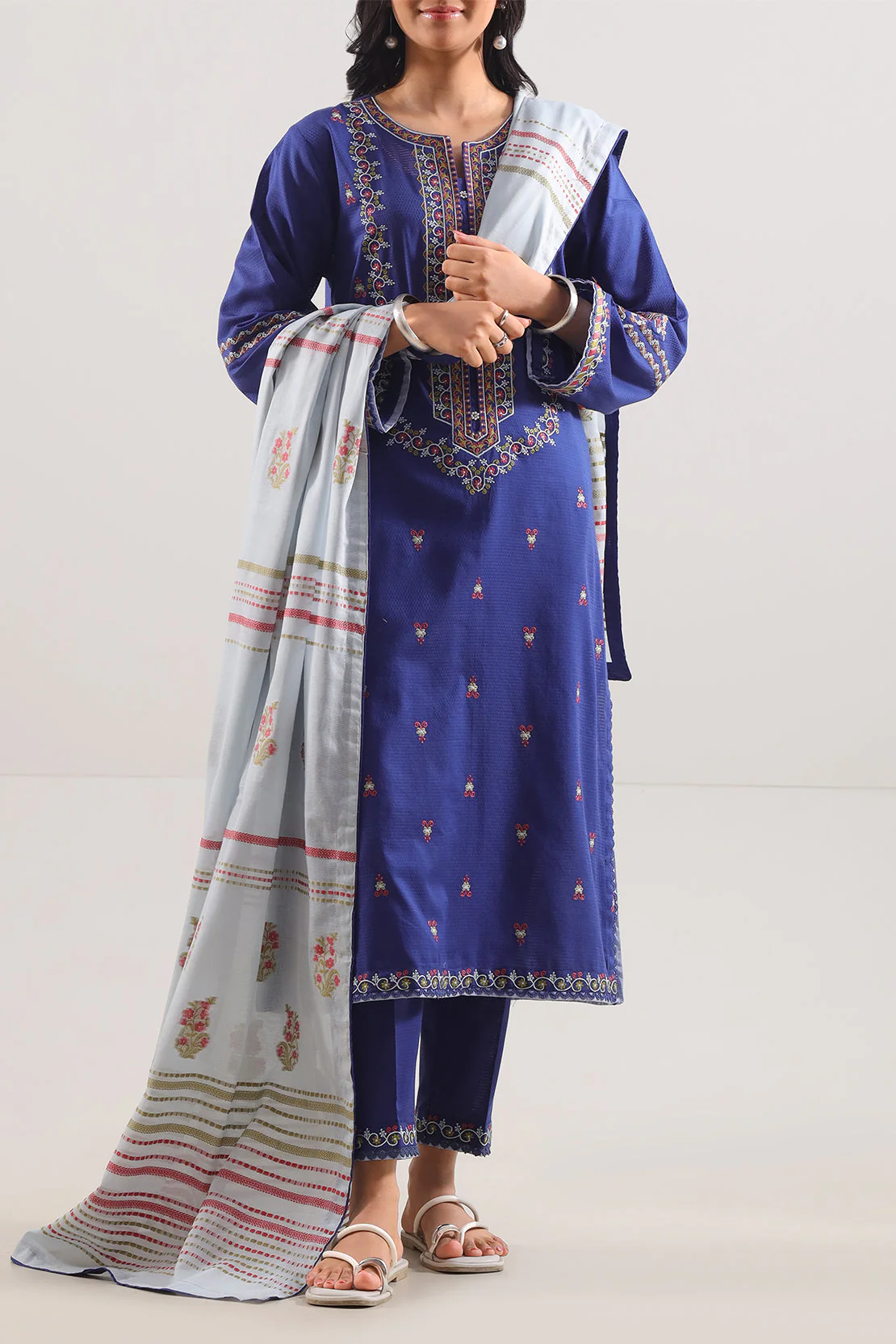 Luxury Pret Embroidered Cotton Jacquard Stitched 3 Piece - Image 2