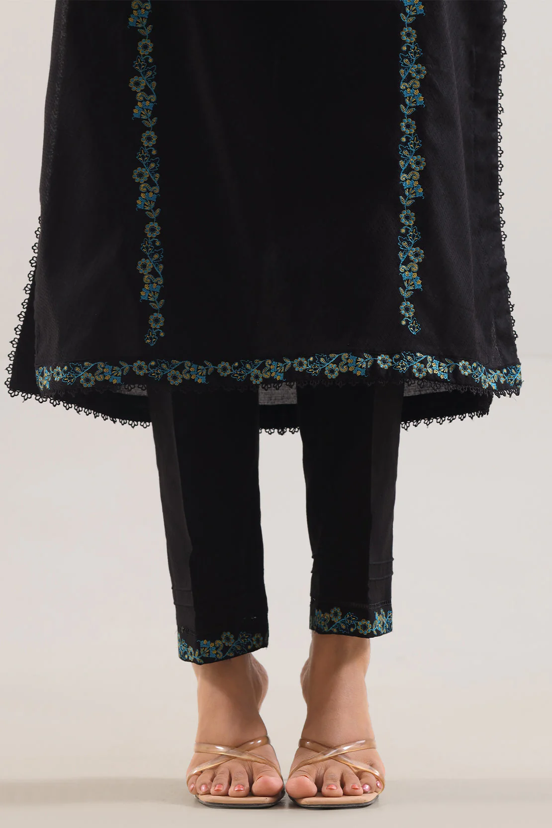 Luxury Pret Embroidered Cotton Jacquard Stitched 3 Piece - Image 5