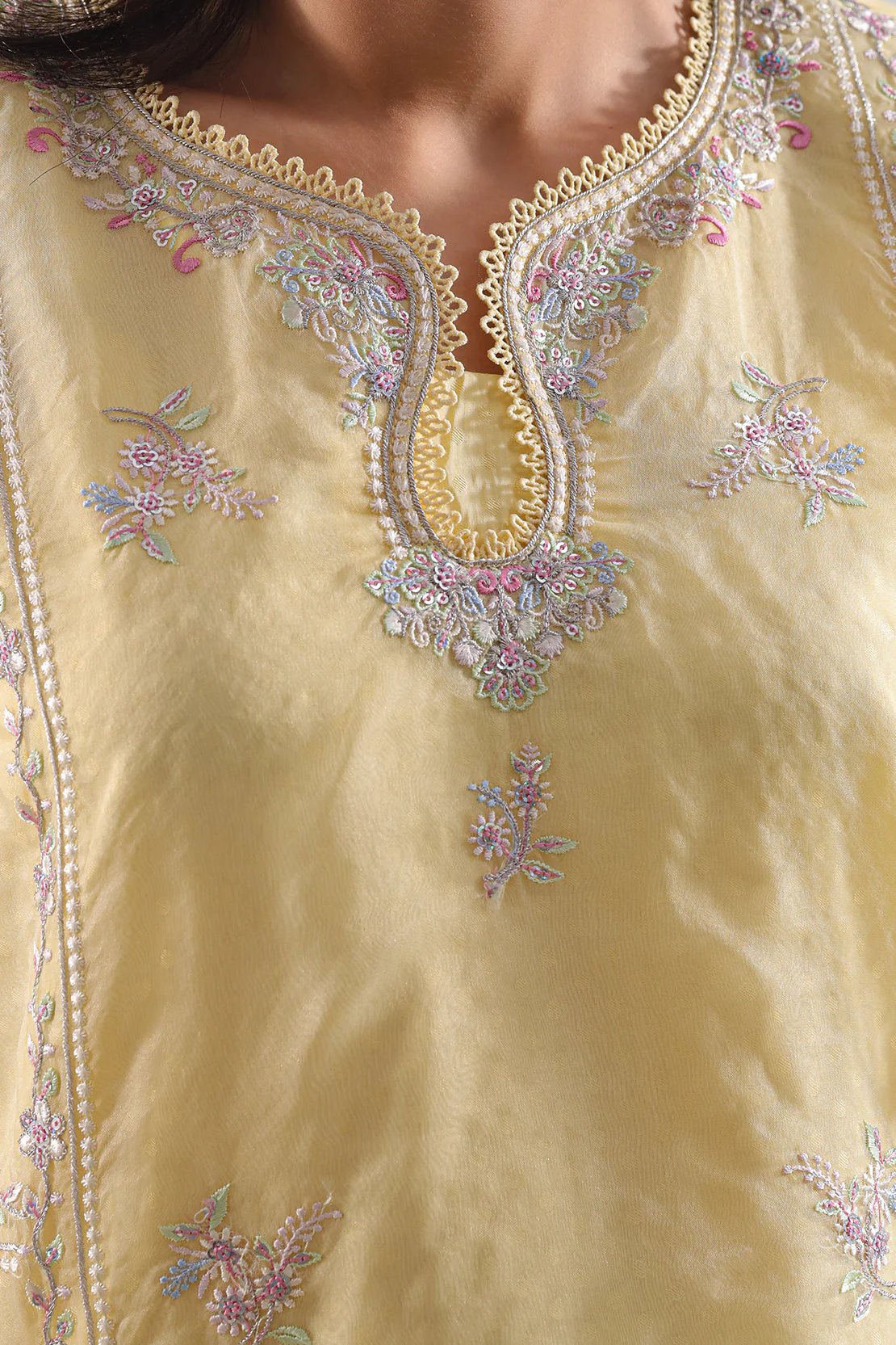 Luxury Pret Embroidered Self Jacquard Stitched 3 Piece - Image 4