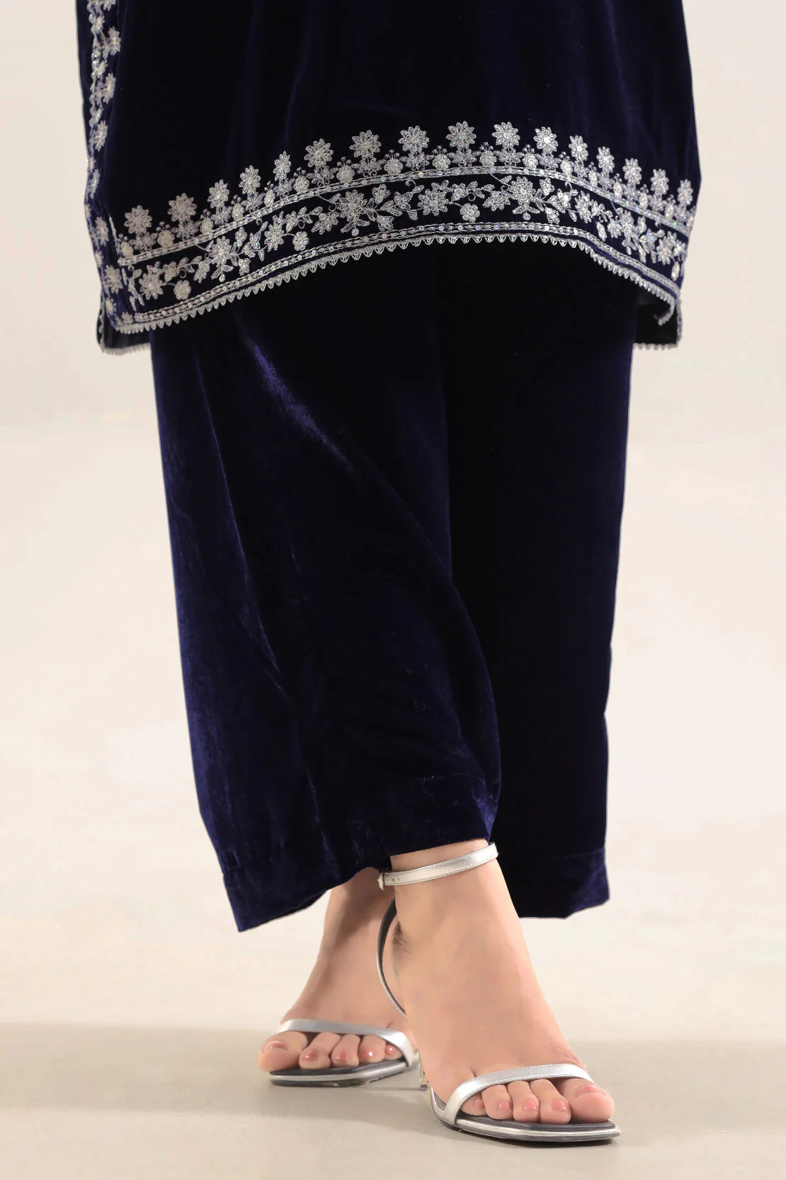 Luxury Pret Embroidered Velvet Stitched 3 Piece - Image 7