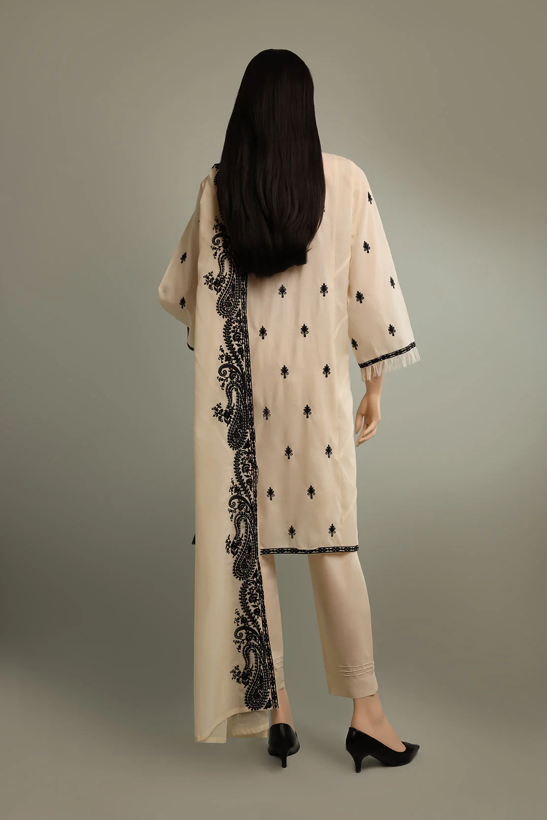 Luxury Pret Printed Emb Cambric Stitched 2 Piece (Shirt/Trouser) - Image 2