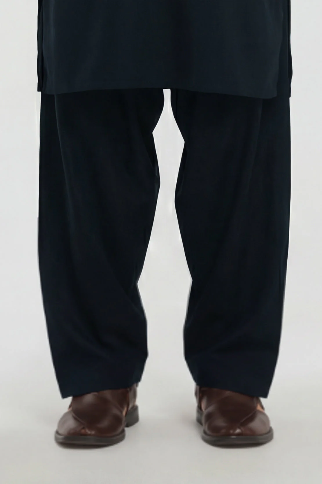 Premium Blended Wear Stitched Suit - Image 4