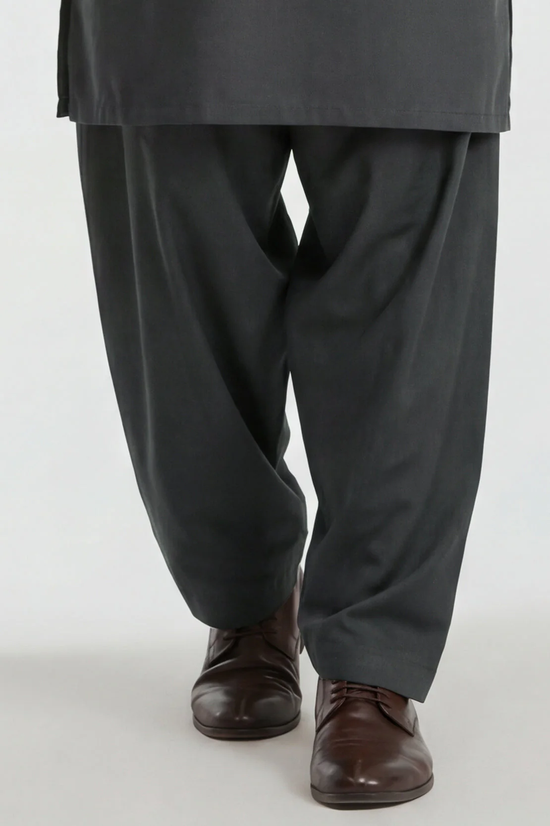 Premium Blended Wear Stitched Suit - Image 4