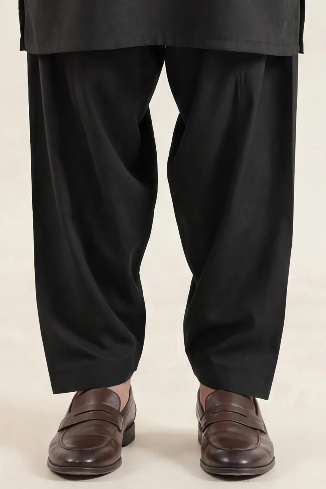Premium Blended Wear Stitched Suit - Image 4