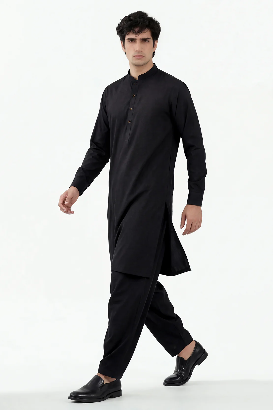 Premium Blended Wear Stitched Suit