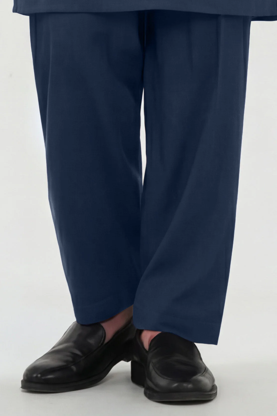 Premium Blended Wear Stitched Suit - Image 5