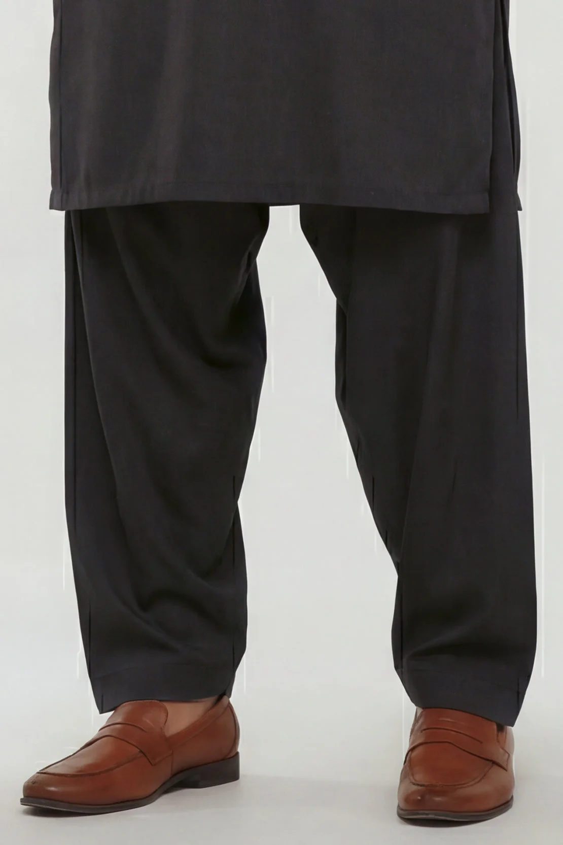 Premium Blended Wear Stitched Suit - Image 4