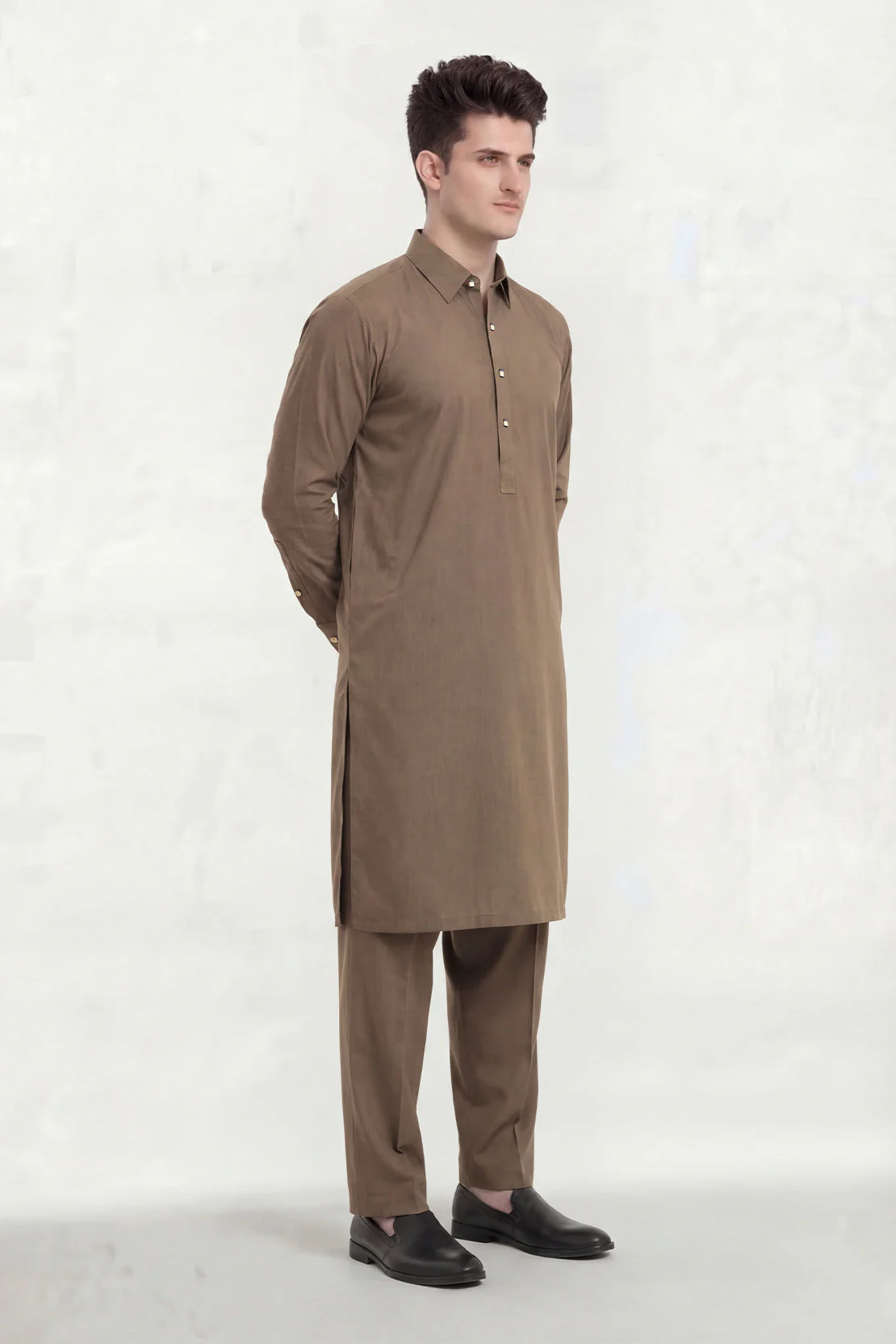 Premium Blended Wear Stitched Suit