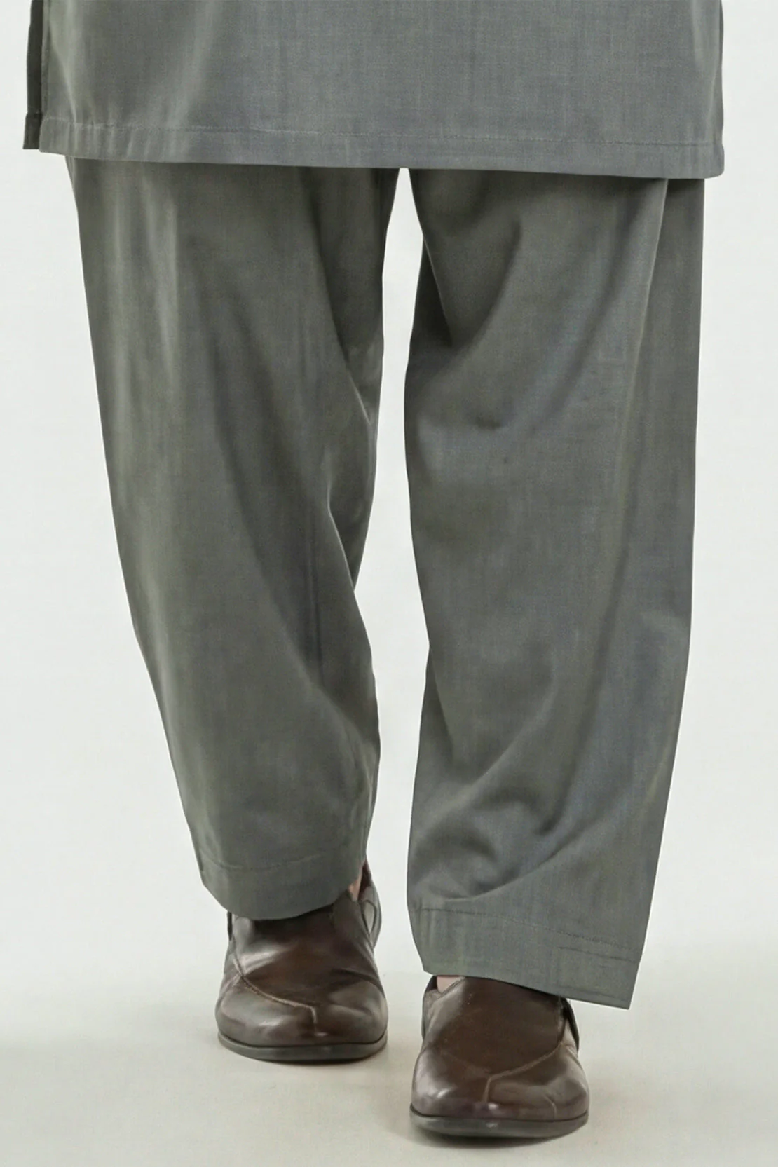 Premium Blended Wear Stitched Suit - Image 4