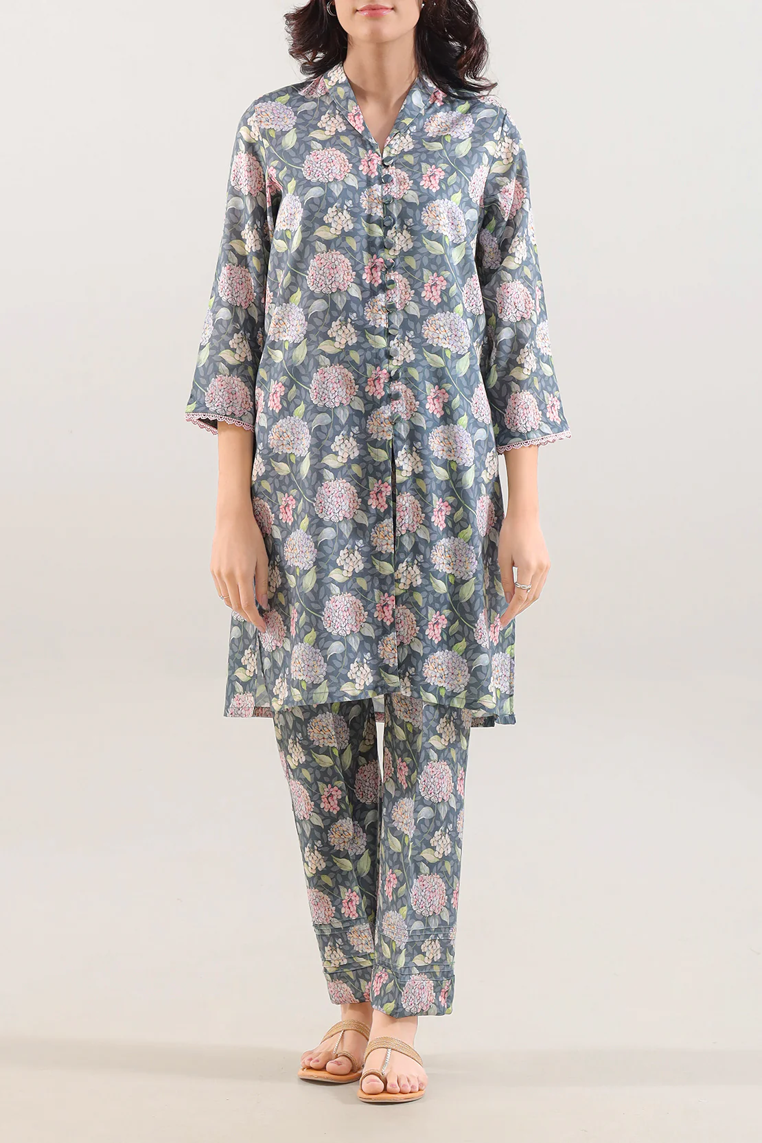Printed Arabic Lawn Stitched 2 Piece (Shirt/Trouser)