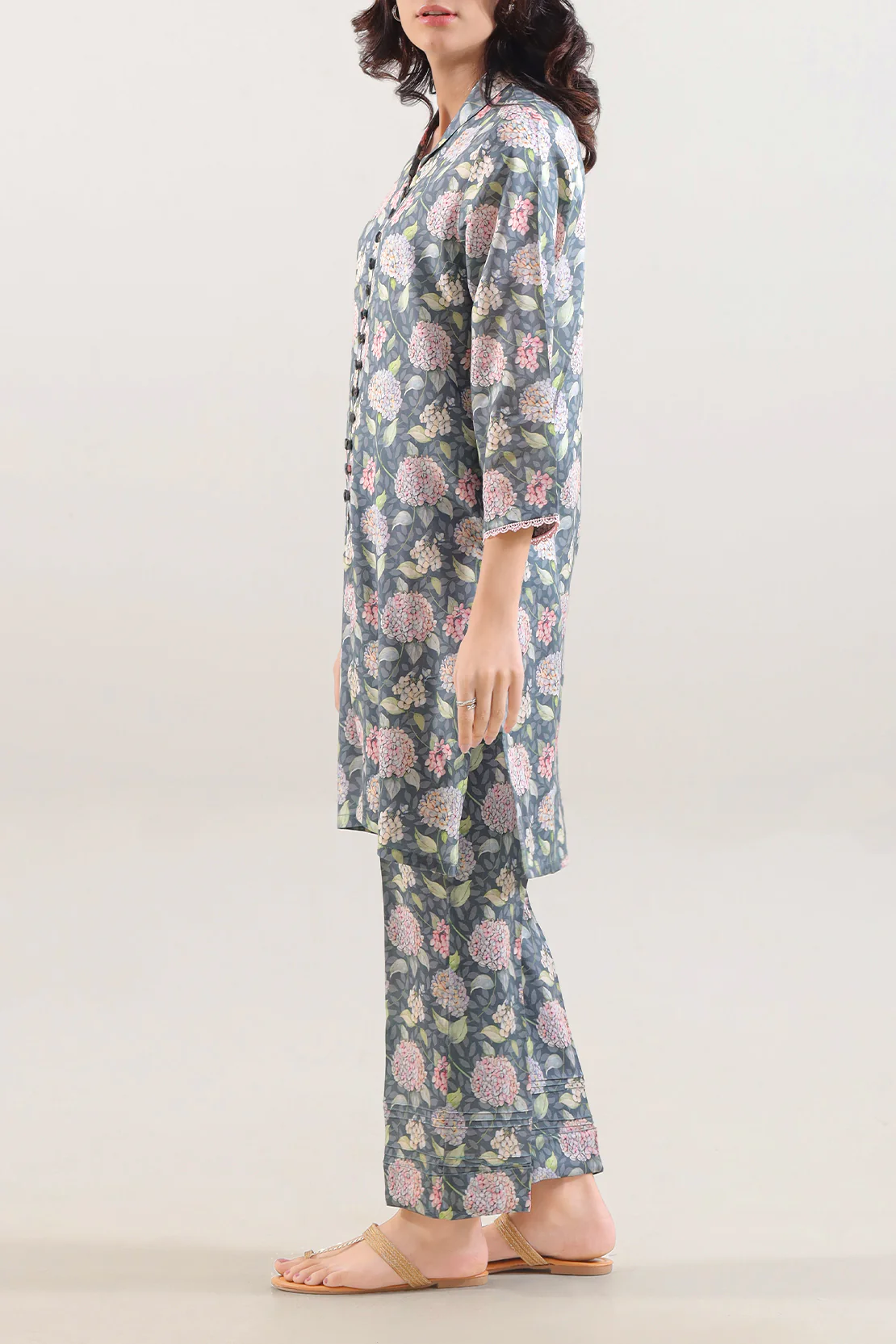 Printed Arabic Lawn Stitched 2 Piece (Shirt/Trouser) - Image 3