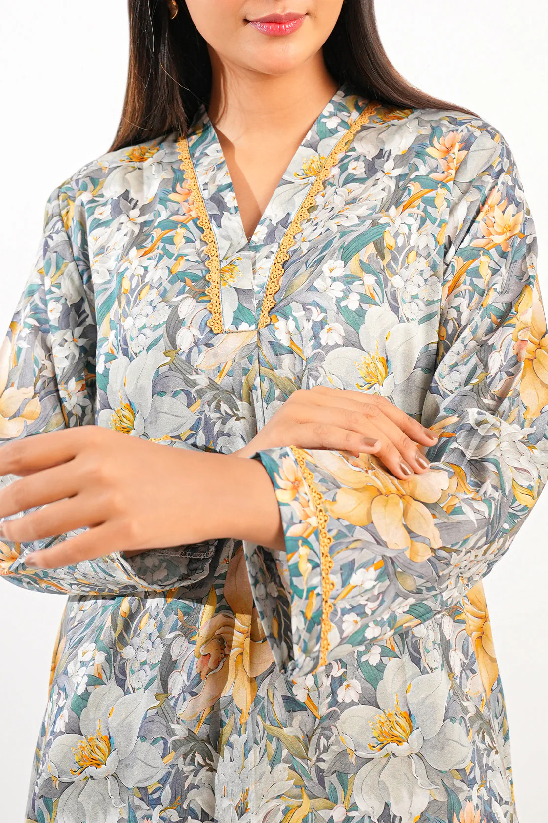 Printed Arabic Lawn Stitched 2 Piece (Shirt/Trouser) - Image 2
