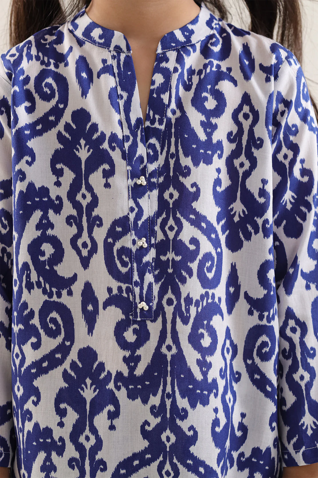 Printed Arabic Lawn Stitched 2 Piece (Shirt/Trouser) For Kids - Image 3