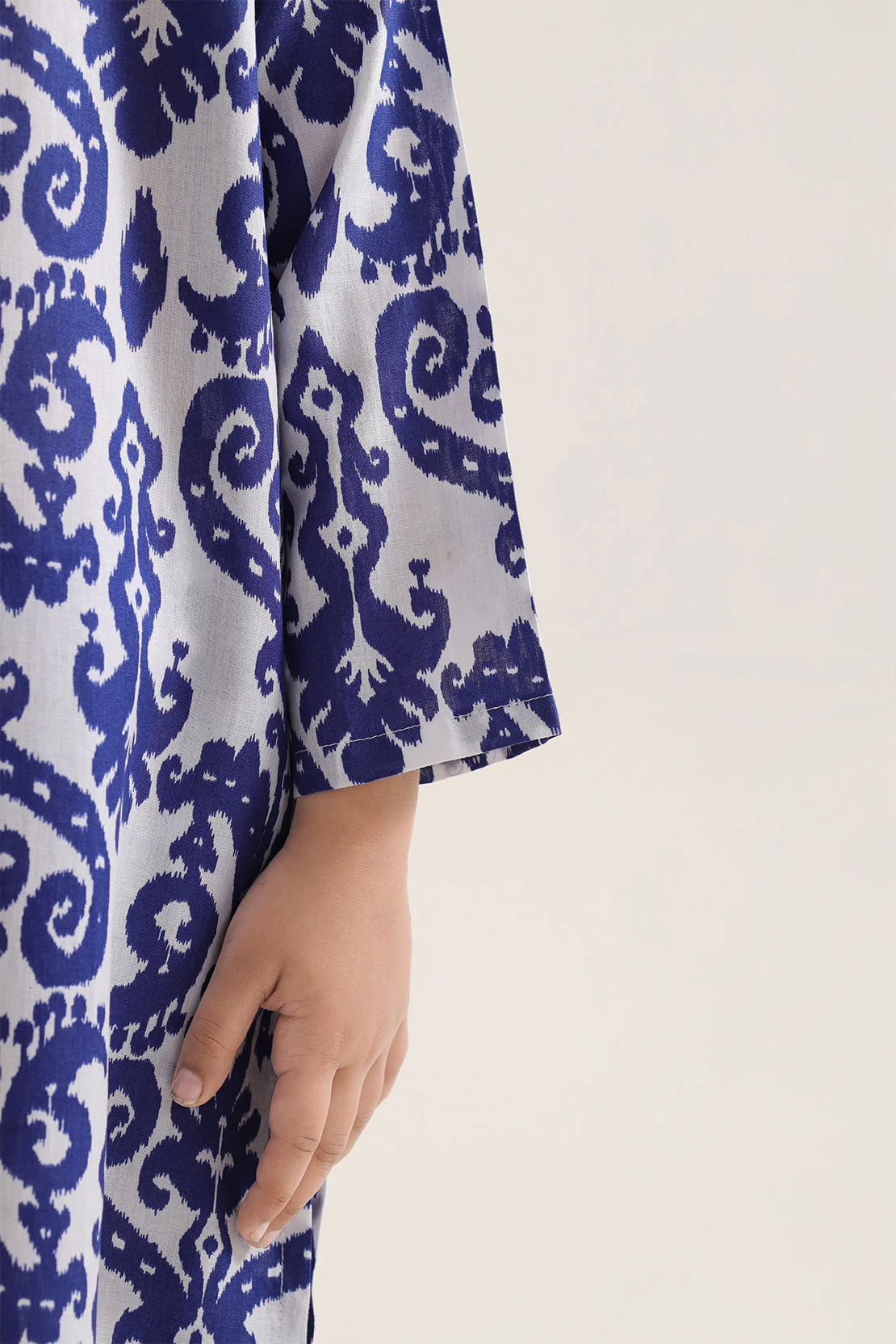 Printed Arabic Lawn Stitched 2 Piece (Shirt/Trouser) For Kids - Image 4