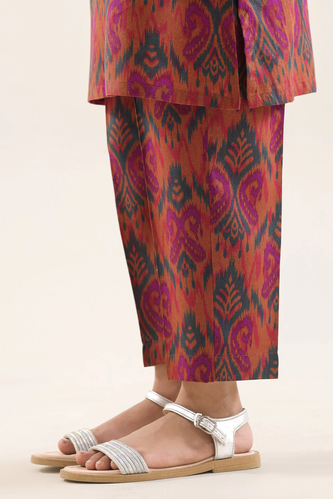 Printed Arabic Lawn Stitched 2 Piece (Shirt/Trouser)  For Kids - Image 5
