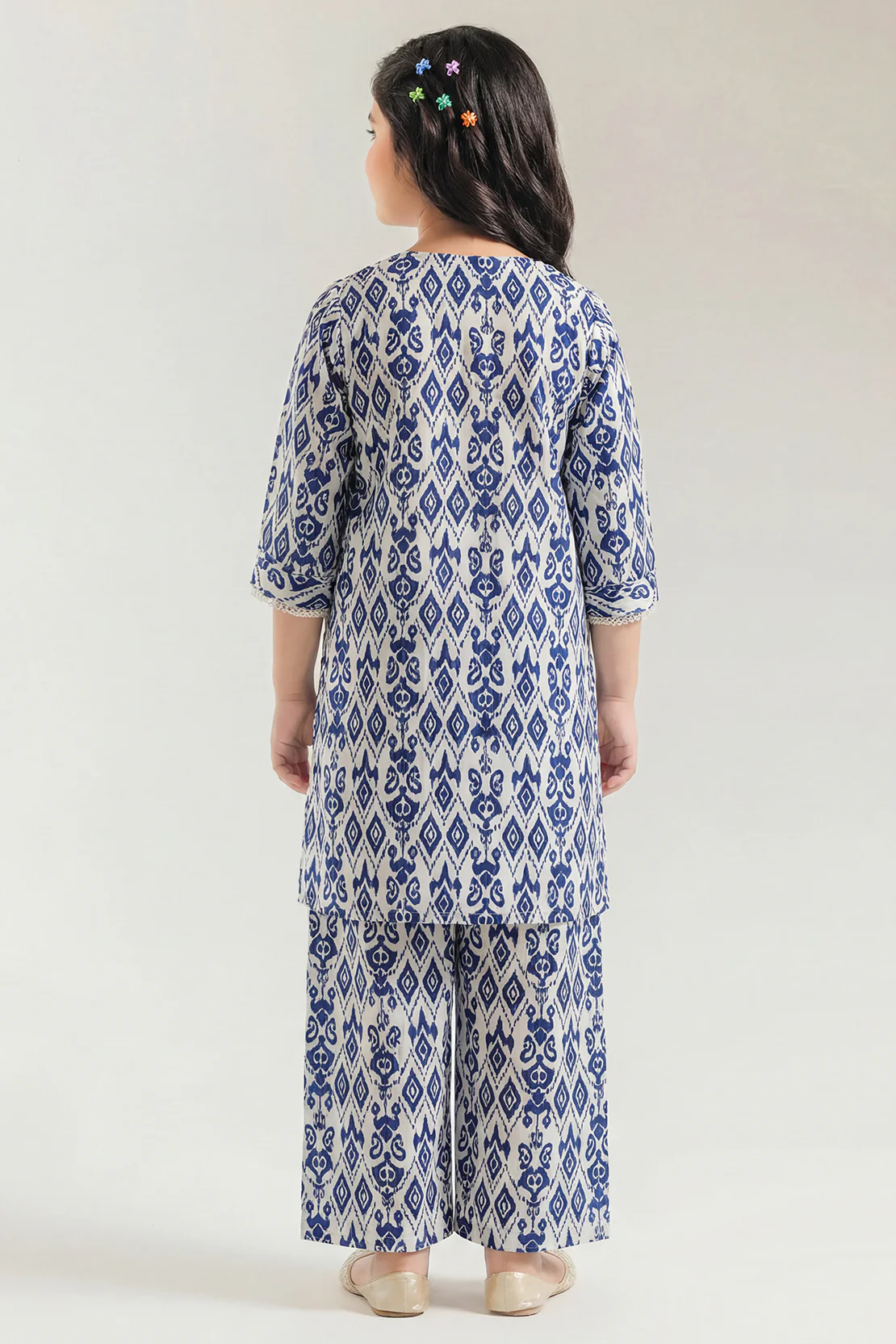 Printed Arabic Lawn Stitched 2 Piece (Shirt/Trouser) For Kids - Image 2