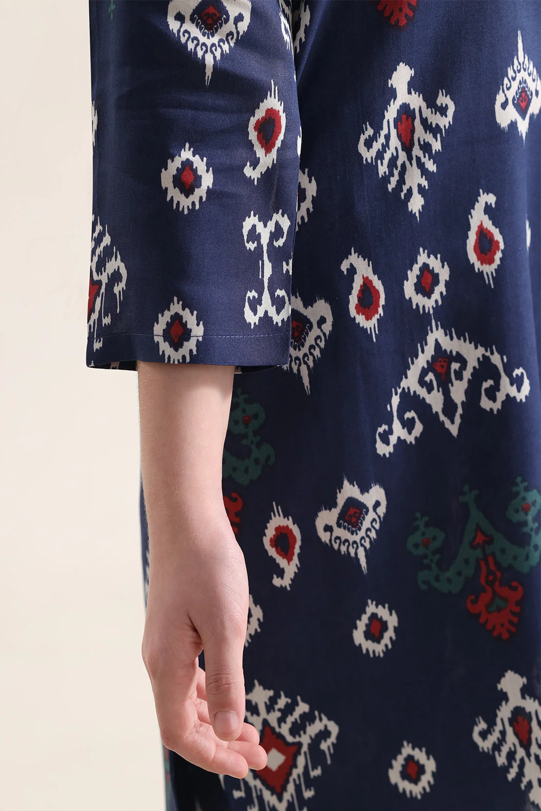 Printed Arabic Lawn Stitched 2 Piece (Shirt/Trouser) For Kids - Image 5