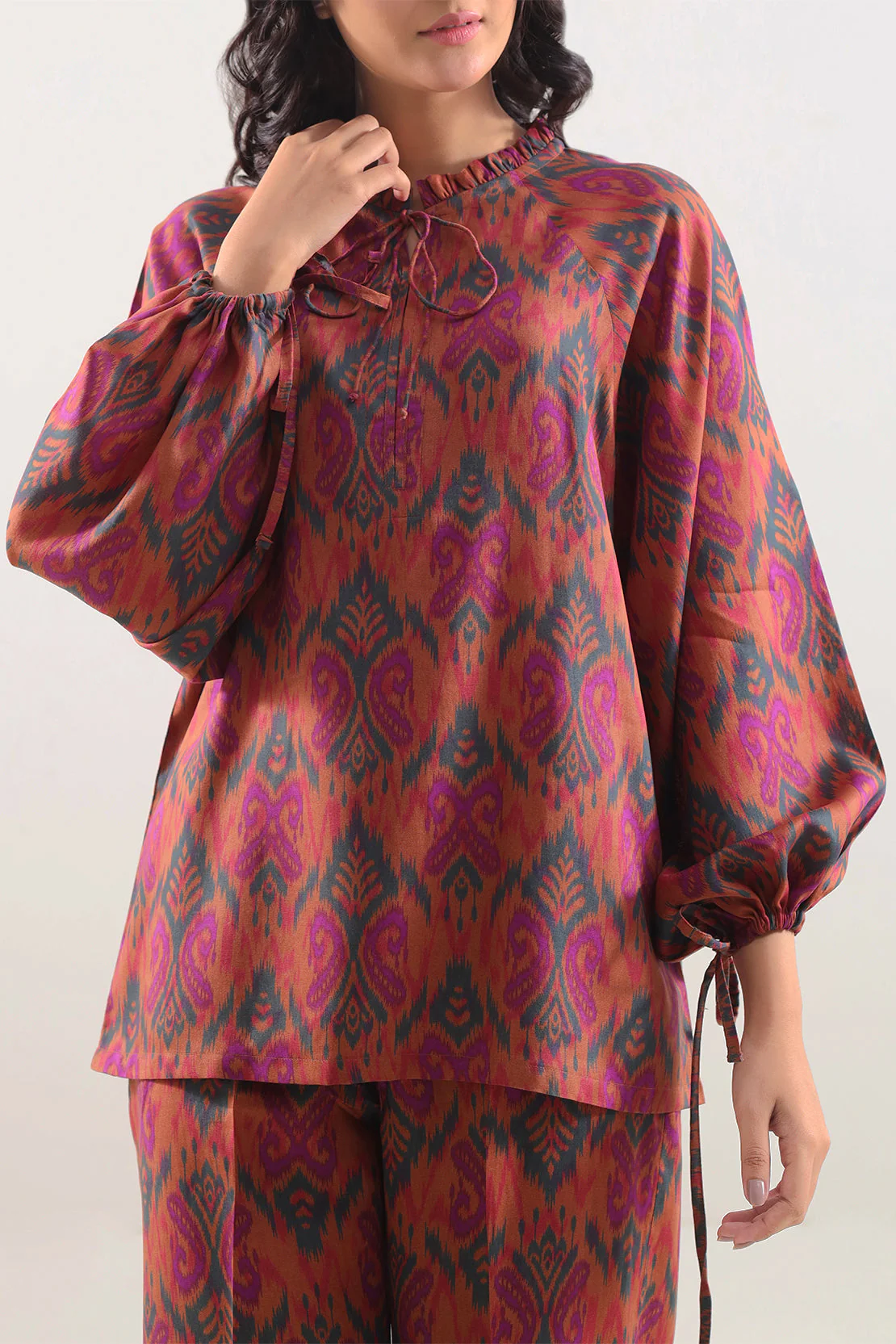 Printed Arabic Lawn Stitched 2 Piece (Shirt/Trouser) - Image 2