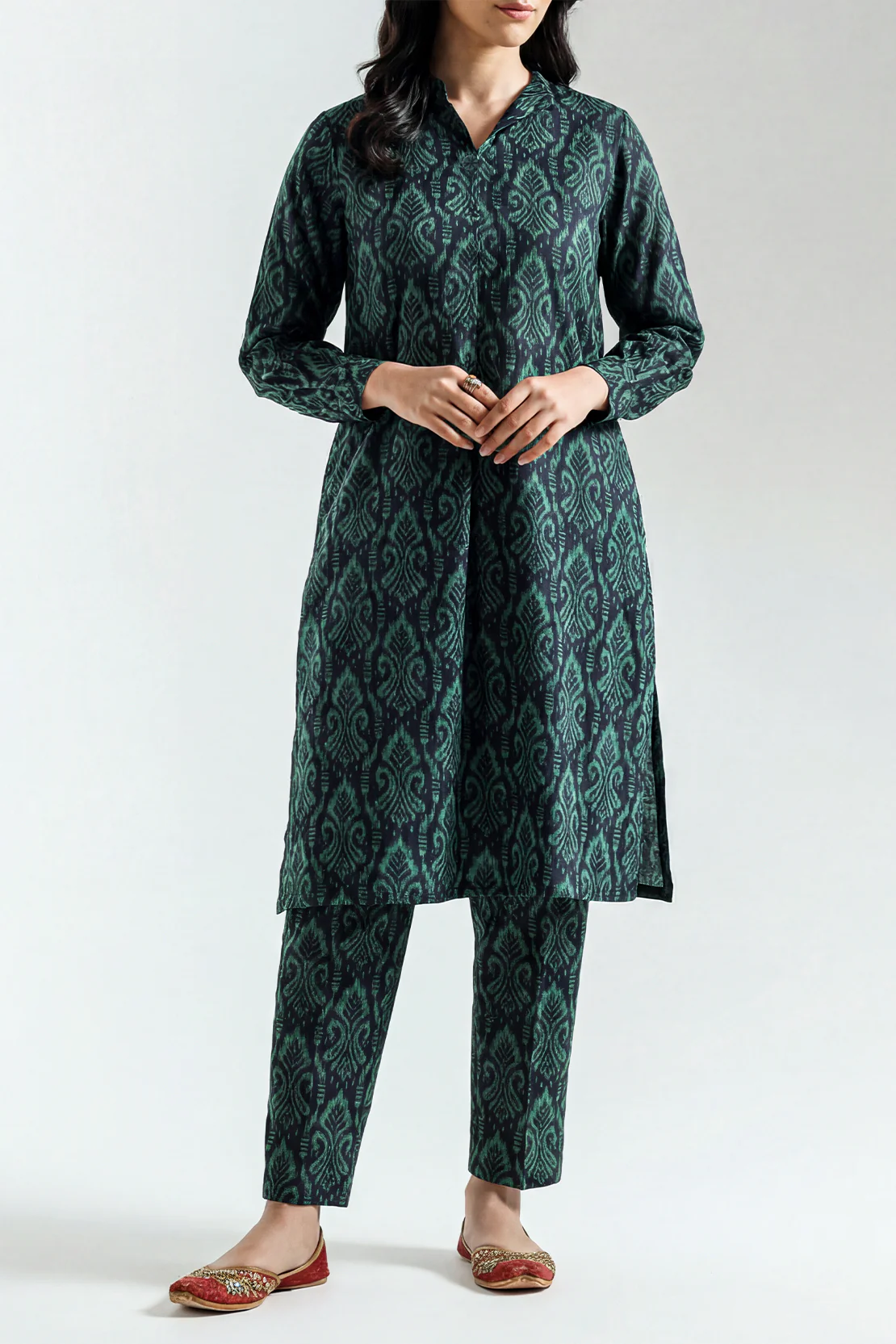 Printed Arabic Lawn Stitched 2 Piece (Shirt/Trouser) - Image 2