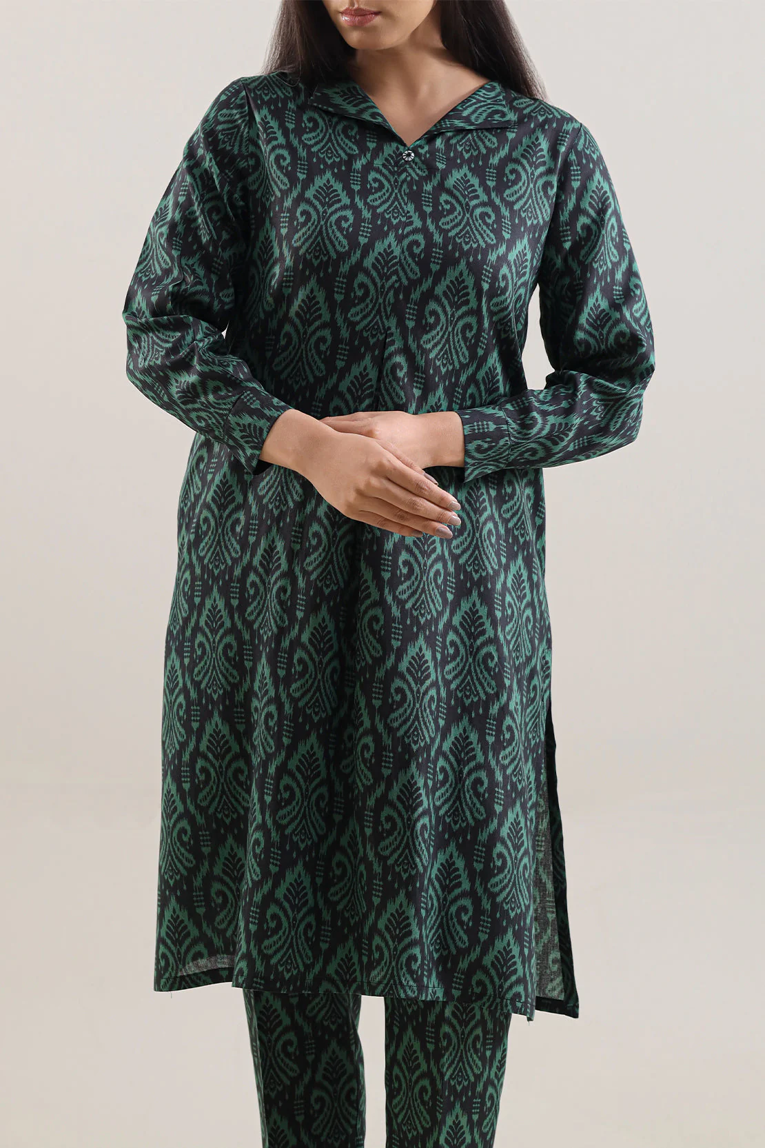 Printed Arabic Lawn Stitched 2 Piece (Shirt/Trouser) - Image 3