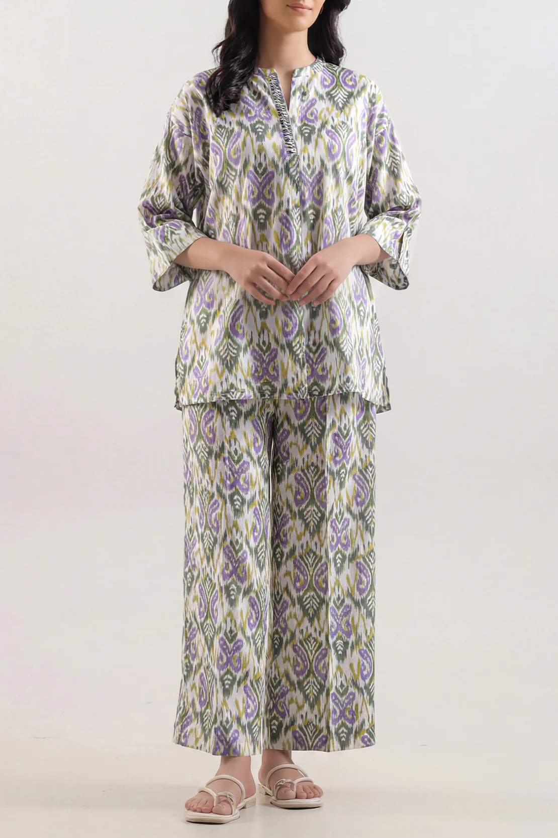 Printed Arabic Lawn Stitched 2 Piece (Shirt/Trouser)