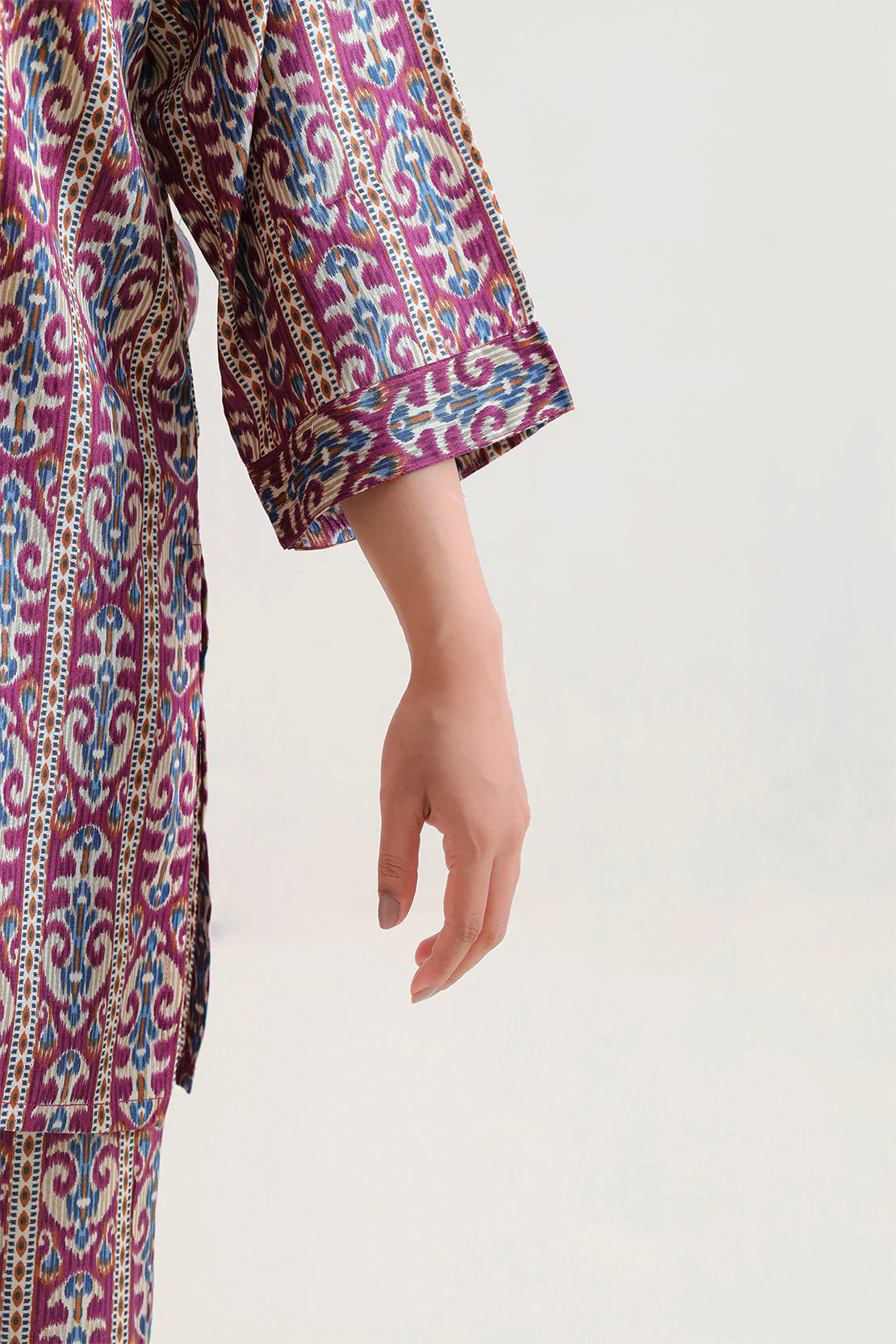 Printed Arabic Lawn Stitched 2 Piece (Shirt/Trouser) - Image 4