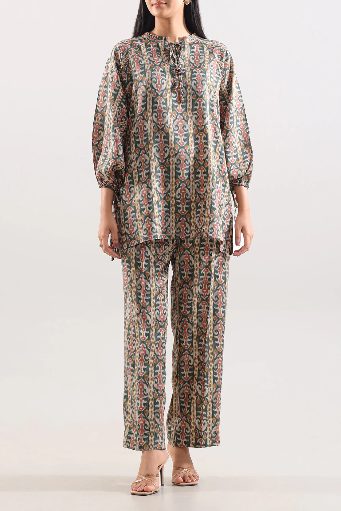 Printed Arabic Lawn Stitched 2 Piece (Shirt/Trouser)