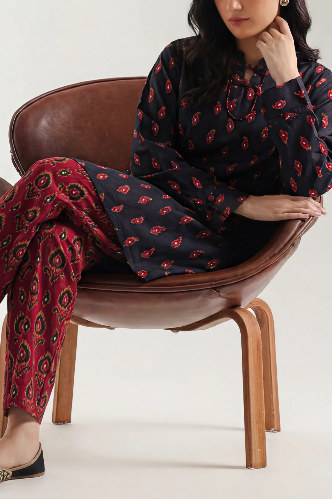 Printed Arabic Lawn Stitched 2 Piece (Shirt/Trouser)